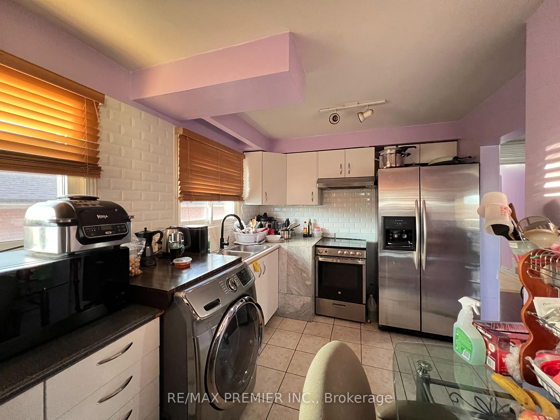 26 Thurrock Rd, Toronto, ON M3L1P6 | 3 Bedroom 2 Bathroom Semi-Detached House | Image 9