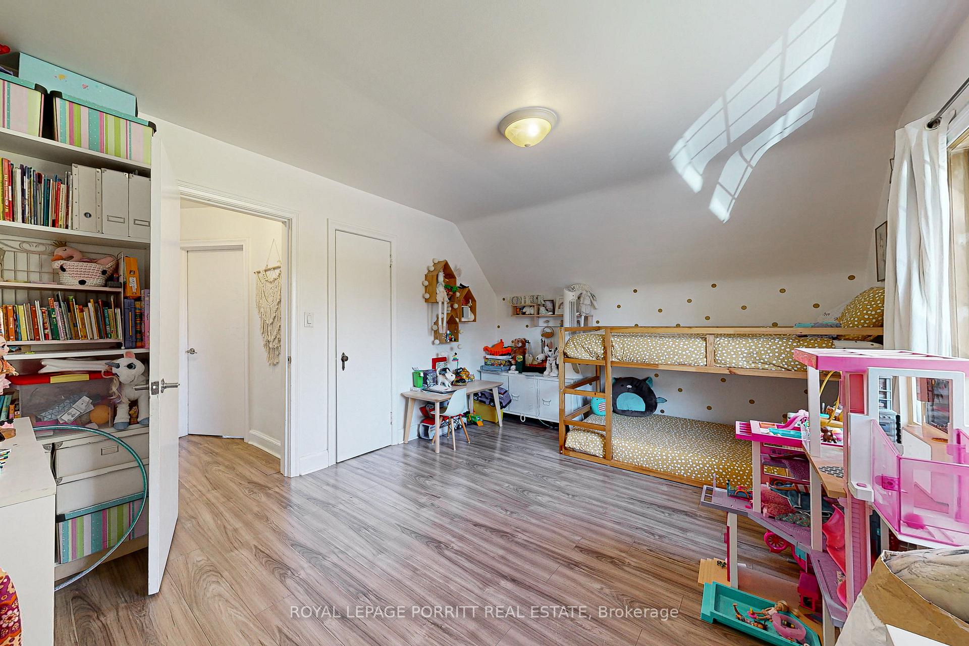 110 Prince Edward Dr S, Toronto, ON M8Y3V9 | 3 Bedroom 2 Bathroom Detached House | Image 18