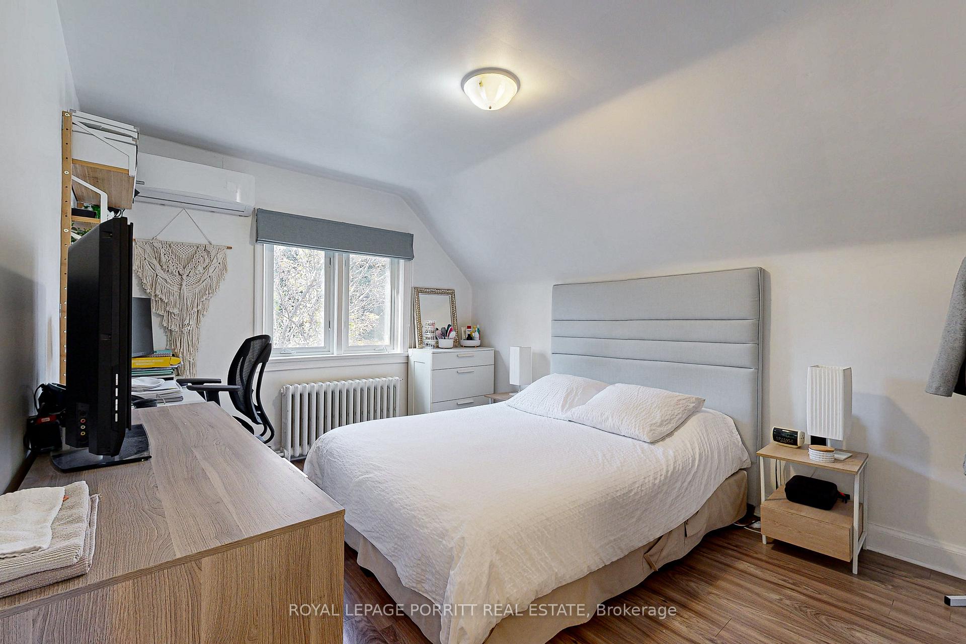 110 Prince Edward Dr S, Toronto, ON M8Y3V9 | 3 Bedroom 2 Bathroom Detached House | Image 19