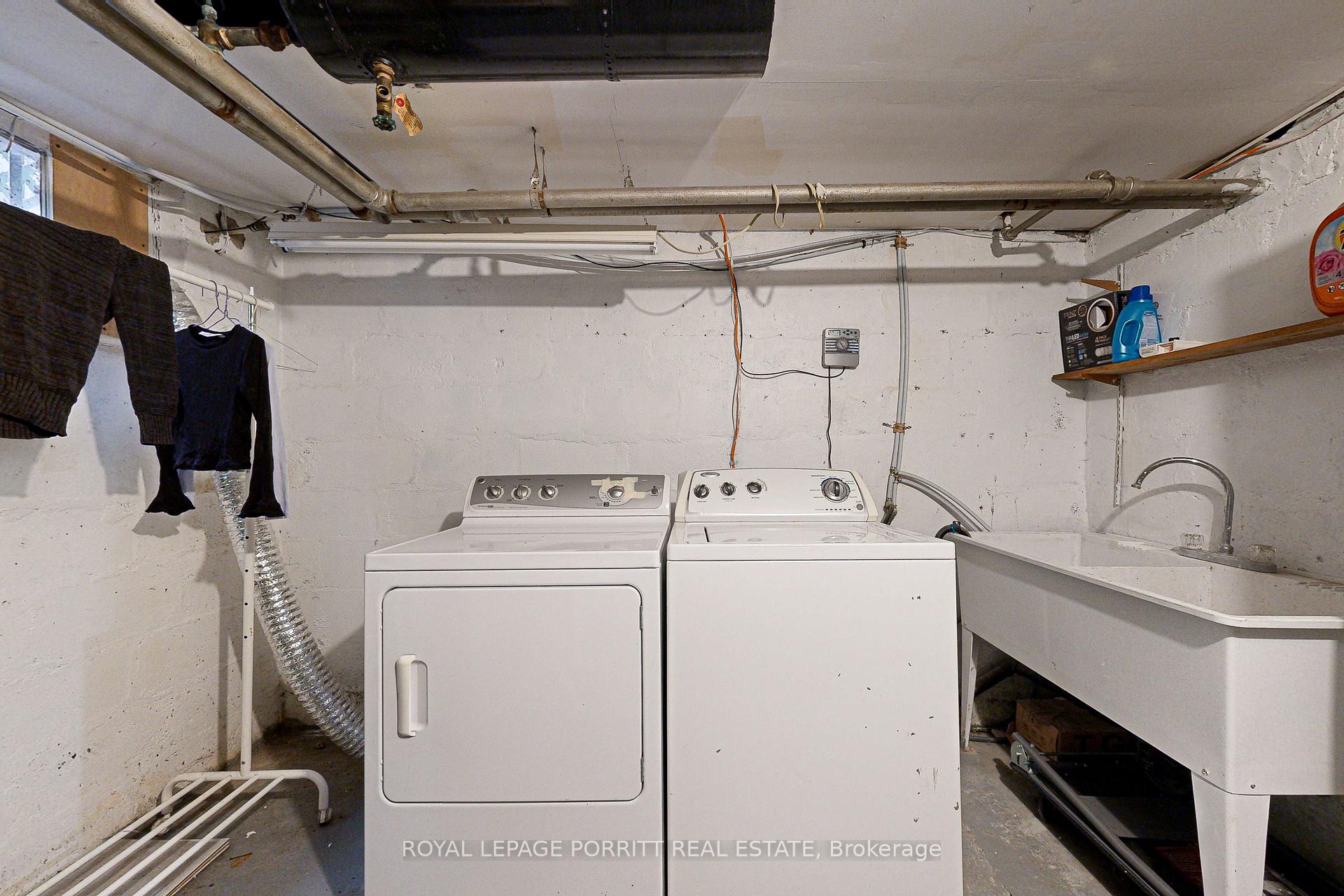 110 Prince Edward Dr S, Toronto, ON M8Y3V9 | 3 Bedroom 2 Bathroom Detached House | Image 21