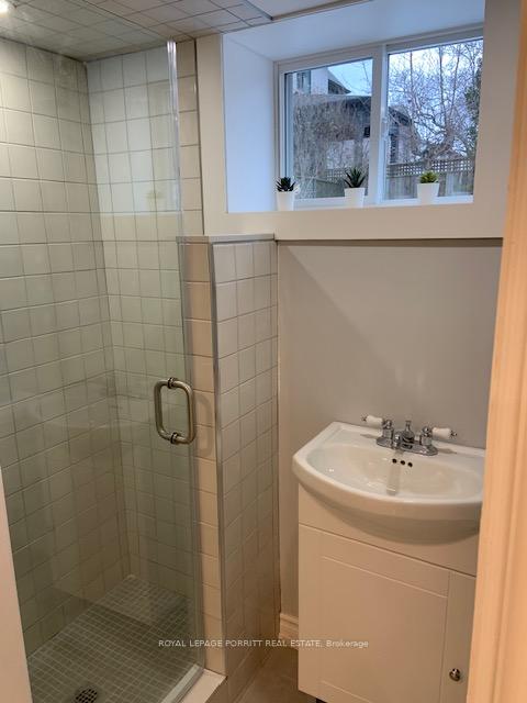 110 Prince Edward Dr S, Toronto, ON M8Y3V9 | 3 Bedroom 2 Bathroom Detached House | Image 31