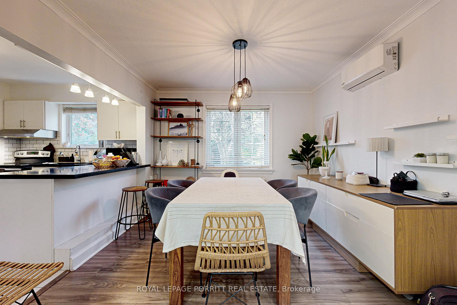 110 Prince Edward Dr S, Toronto, ON M8Y3V9 | 3 Bedroom 2 Bathroom Detached House | Image 5