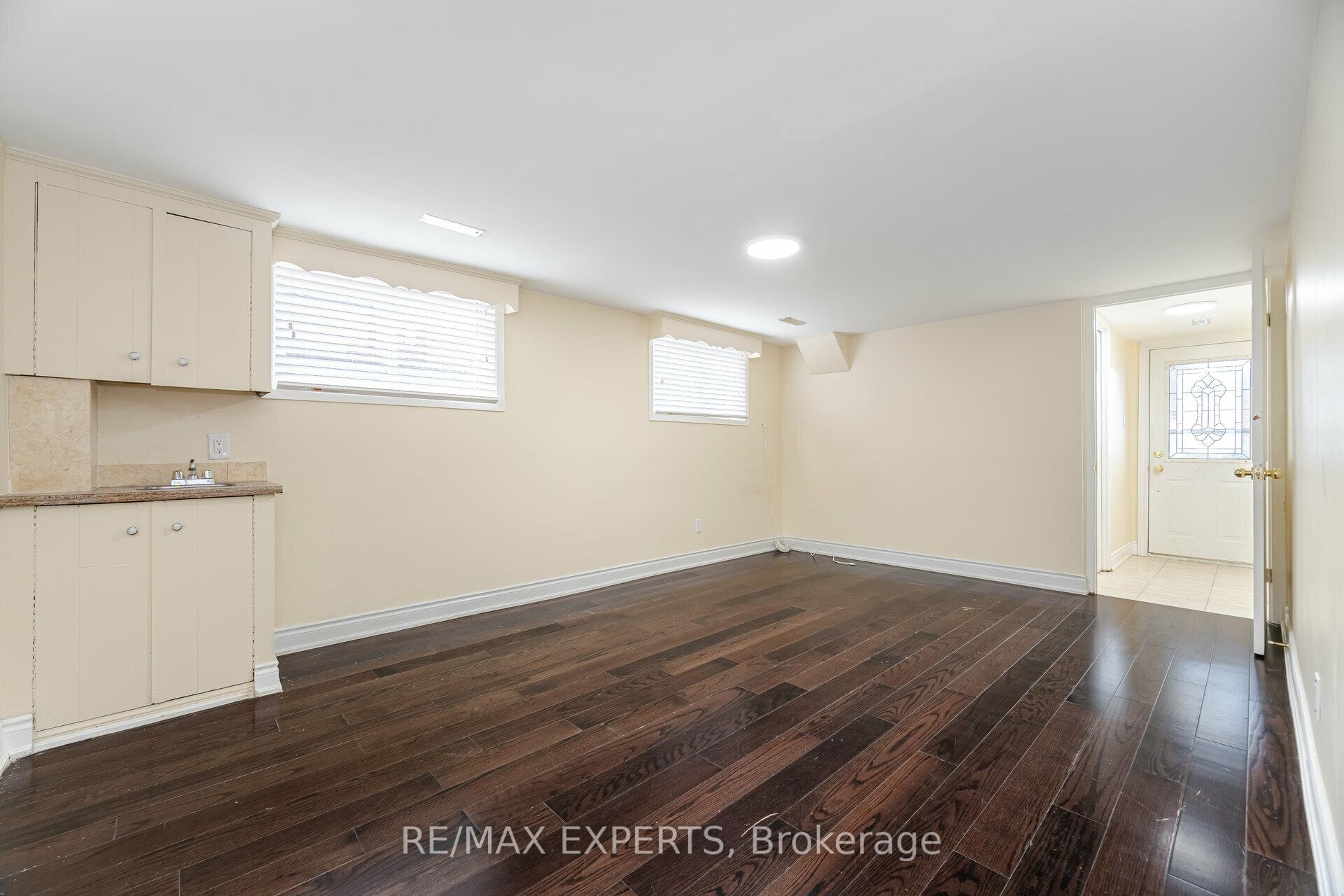 23 Benrubin Dr, Toronto, ON M9L2H3 | 3 Bedroom 3 Bathroom Semi-Detached House | Image 27