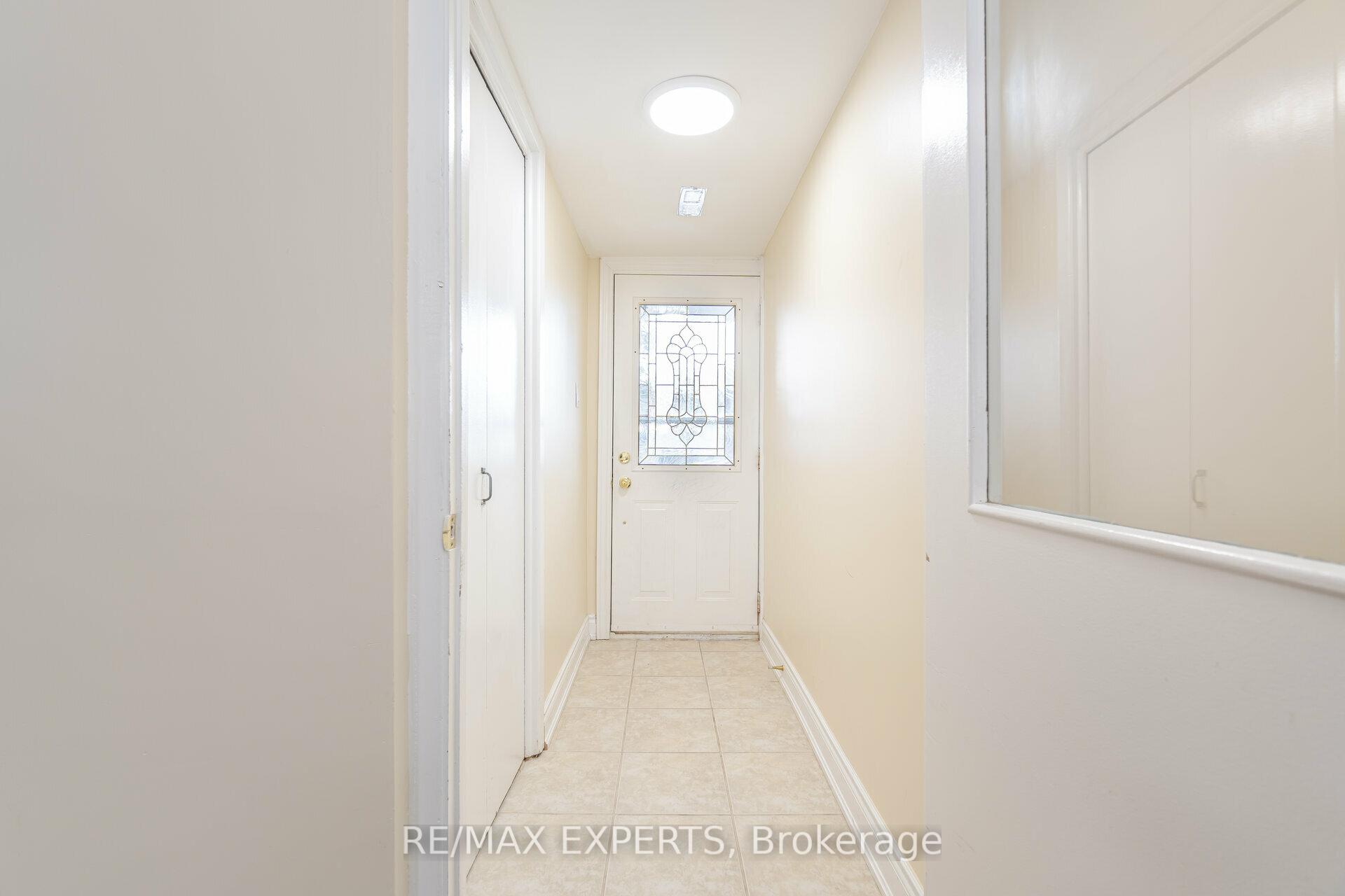 23 Benrubin Dr, Toronto, ON M9L2H3 | 3 Bedroom 3 Bathroom Semi-Detached House | Image 28