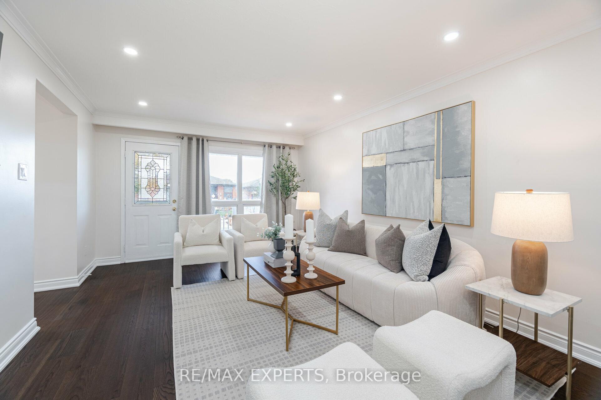 23 Benrubin Dr, Toronto, ON M9L2H3 | 3 Bedroom 3 Bathroom Semi-Detached House | Image 7