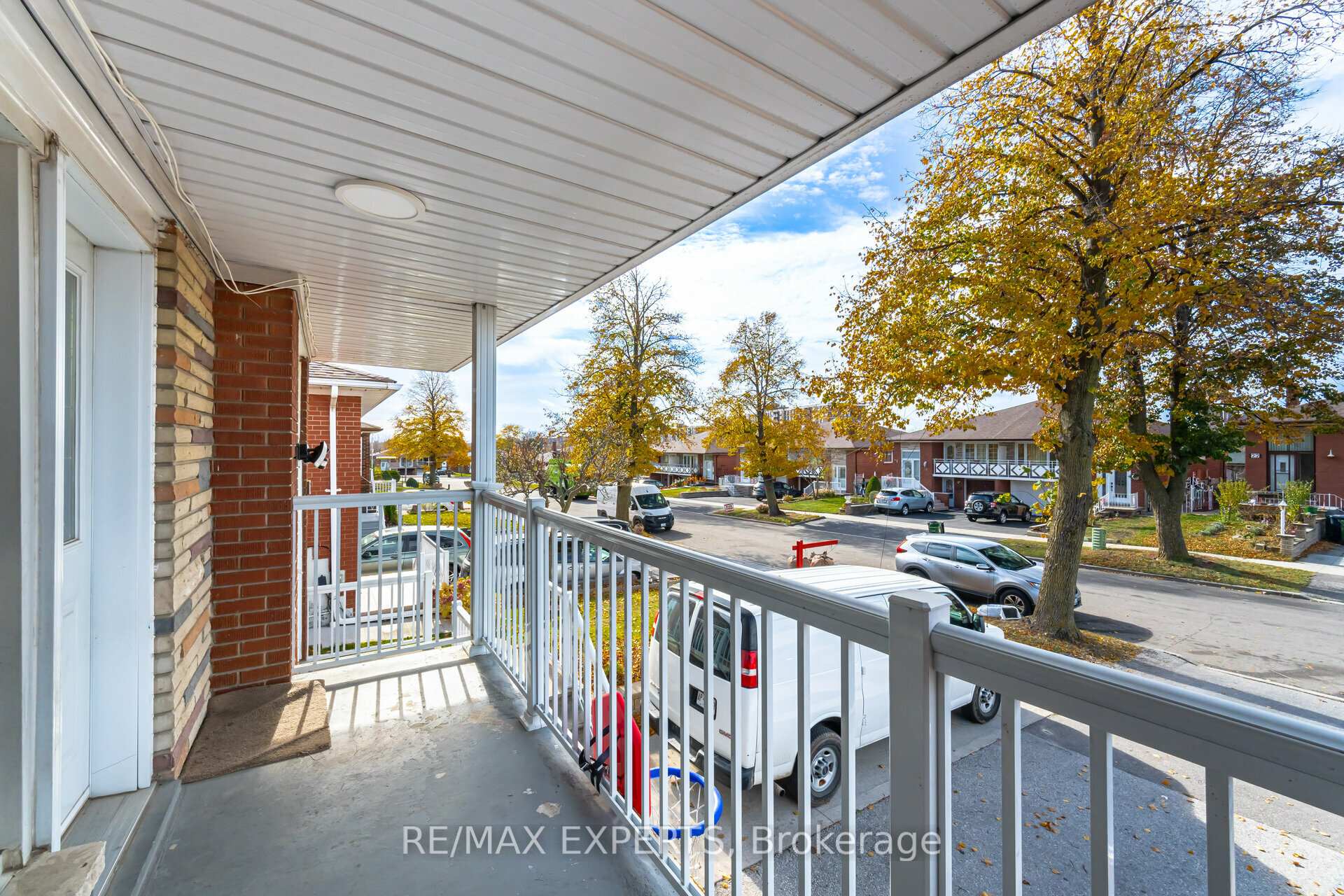 23 Benrubin Dr, Toronto, ON M9L2H3 | 3 Bedroom 3 Bathroom Semi-Detached House | Image 9