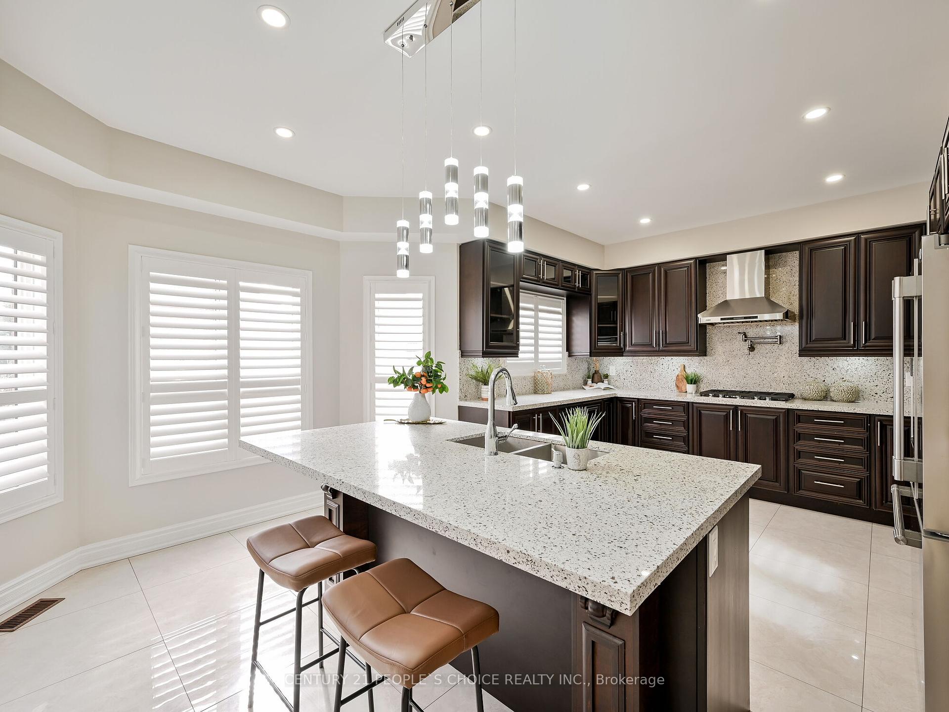 798 Crawford Mill Ave, Mississauga, ON L5W1B5 | 4 Bedroom 4 Bathroom Detached House | Image 13