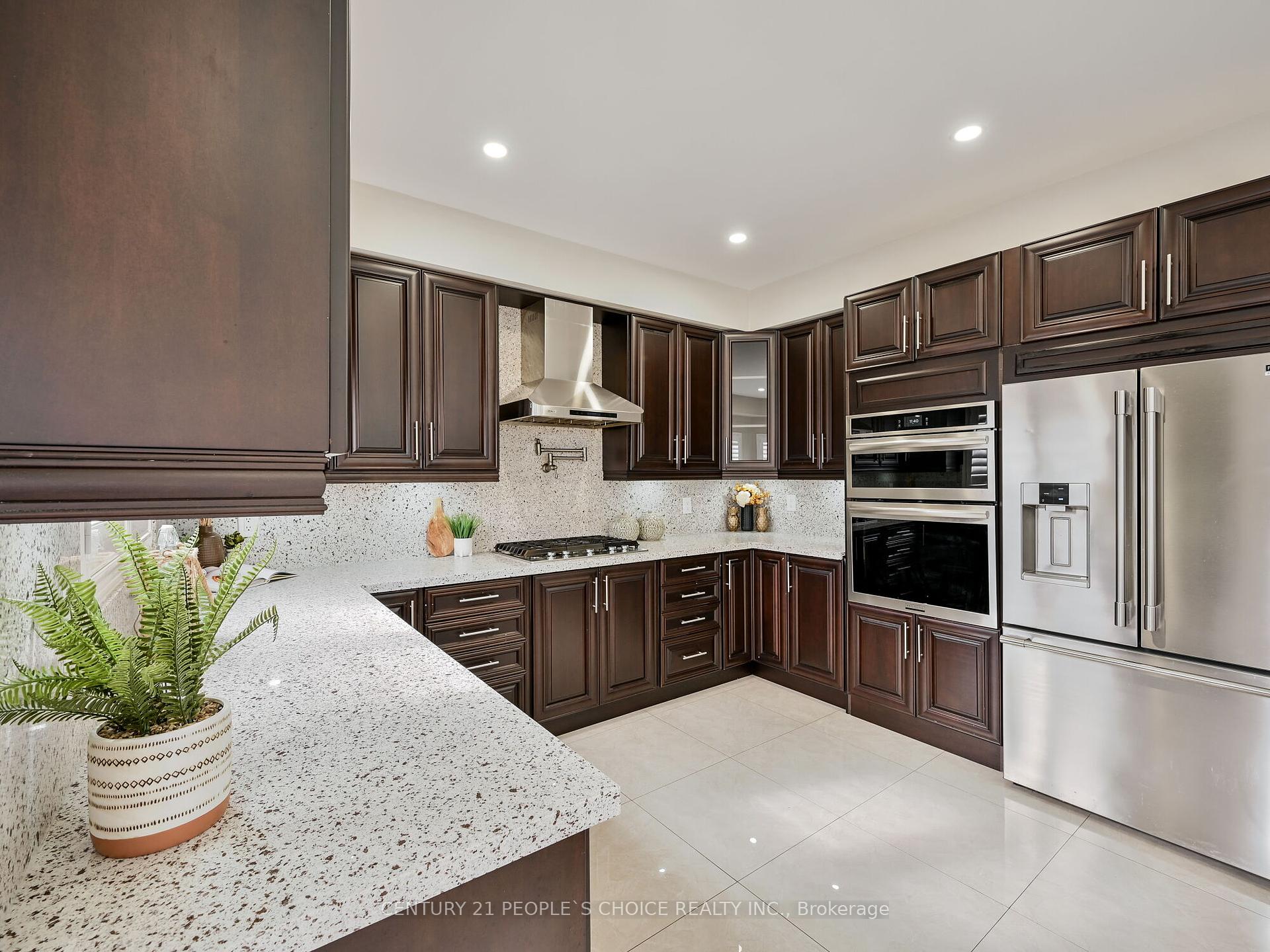 798 Crawford Mill Ave, Mississauga, ON L5W1B5 | 4 Bedroom 4 Bathroom Detached House | Image 15