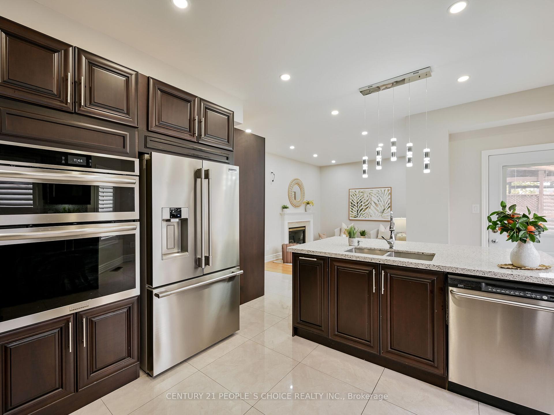 798 Crawford Mill Ave, Mississauga, ON L5W1B5 | 4 Bedroom 4 Bathroom Detached House | Image 18