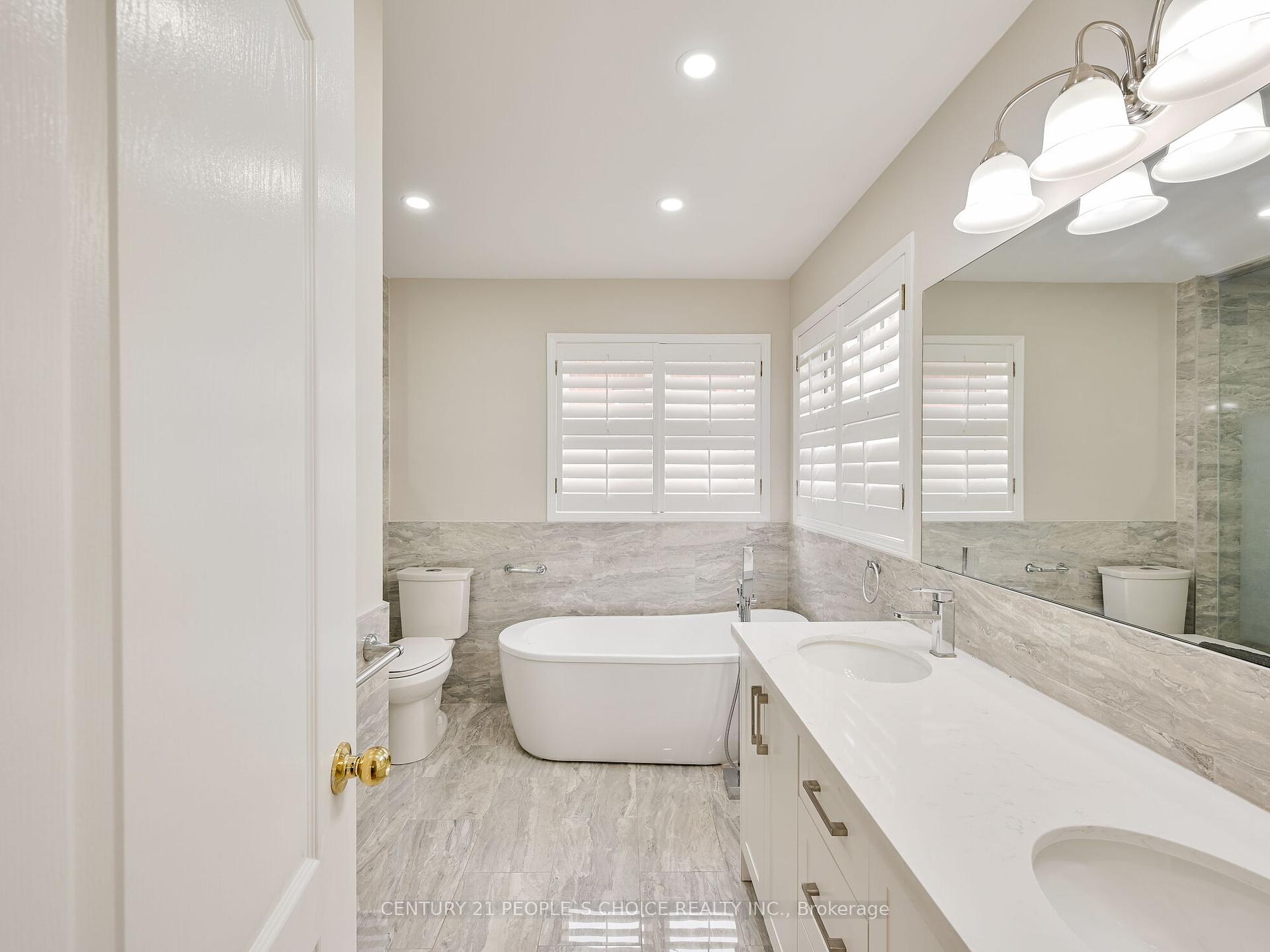 798 Crawford Mill Ave, Mississauga, ON L5W1B5 | 4 Bedroom 4 Bathroom Detached House | Image 24