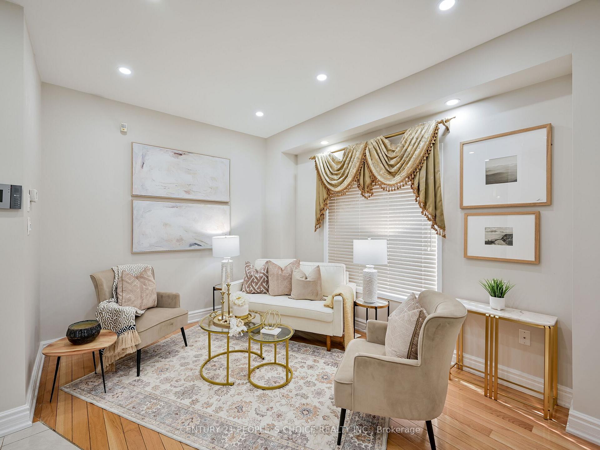 798 Crawford Mill Ave, Mississauga, ON L5W1B5 | 4 Bedroom 4 Bathroom Detached House | Image 5