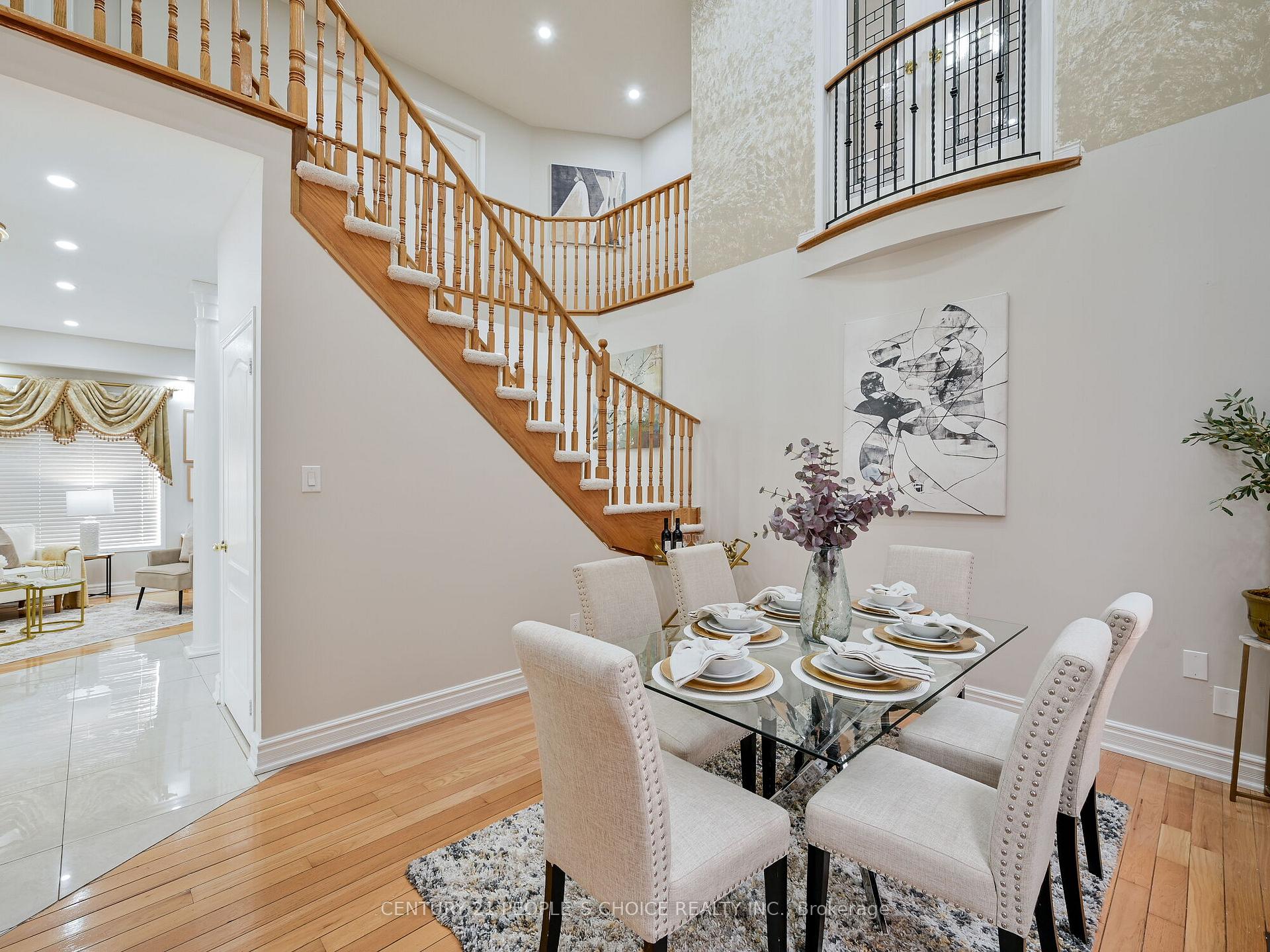 798 Crawford Mill Ave, Mississauga, ON L5W1B5 | 4 Bedroom 4 Bathroom Detached House | Image 7