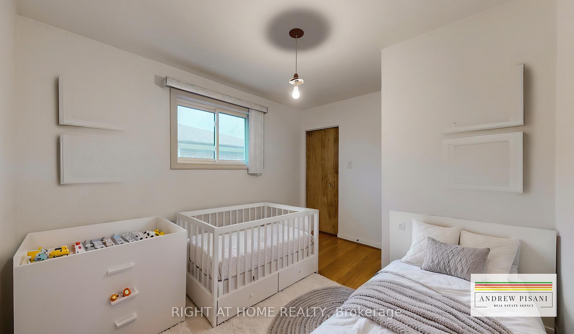 101 Elnathan Cres, Toronto, ON M9L2G2 | 3 Bedroom 2 Bathroom Semi-Detached House | Image 14