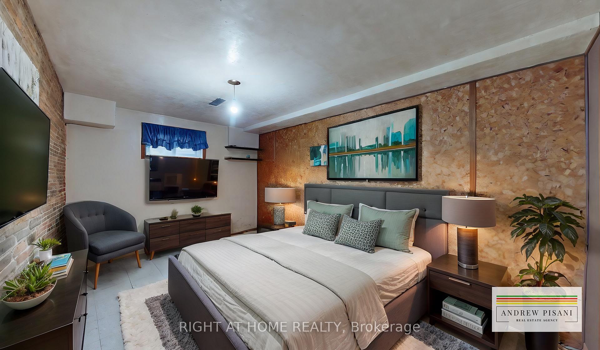 101 Elnathan Cres, Toronto, ON M9L2G2 | 3 Bedroom 2 Bathroom Semi-Detached House | Image 20