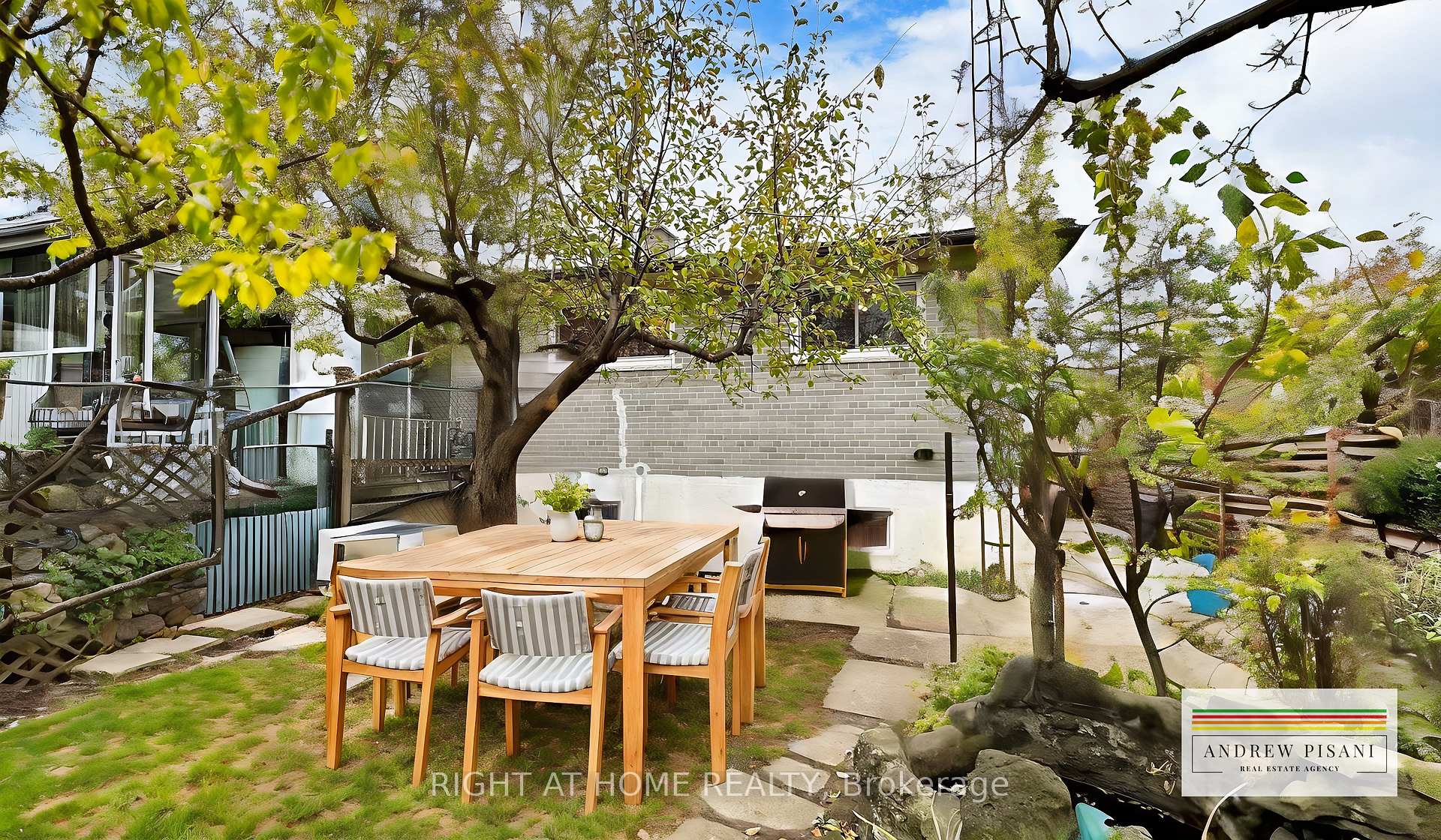 101 Elnathan Cres, Toronto, ON M9L2G2 | 3 Bedroom 2 Bathroom Semi-Detached House | Image 24