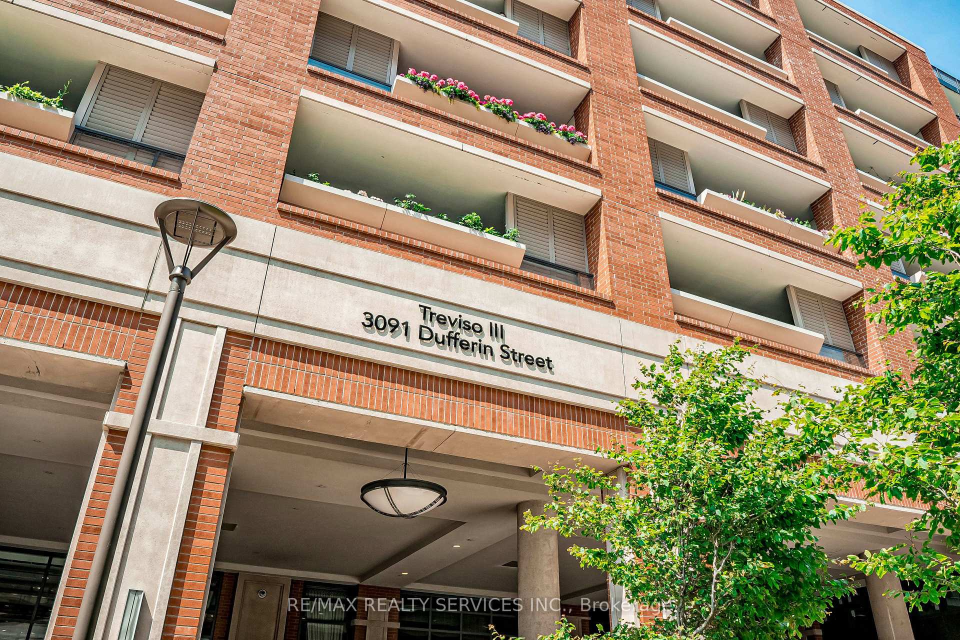 #1006 - 3091 Dufferin St, Toronto, ON M6A0C4 | 1 Bedroom 1 Bathroom Condo Apt | Image 2