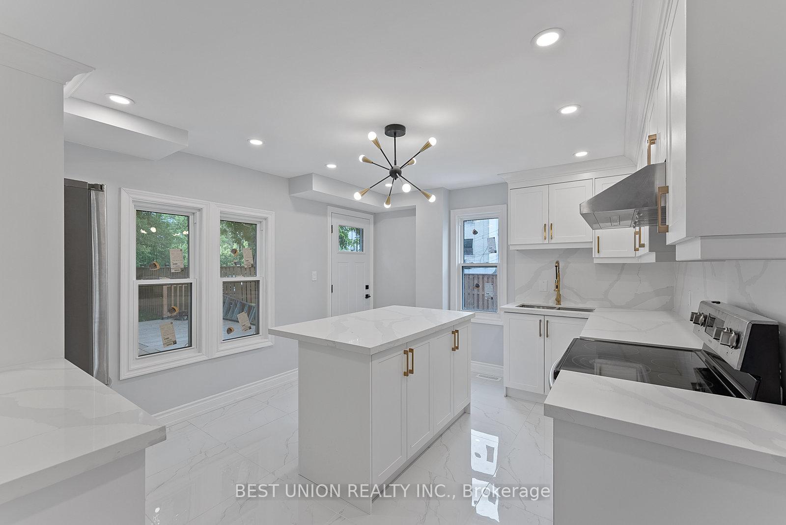 15 Burlington St, Toronto, ON M8V2L1 | 3 Bedroom 2 Bathroom Detached House | Image 6