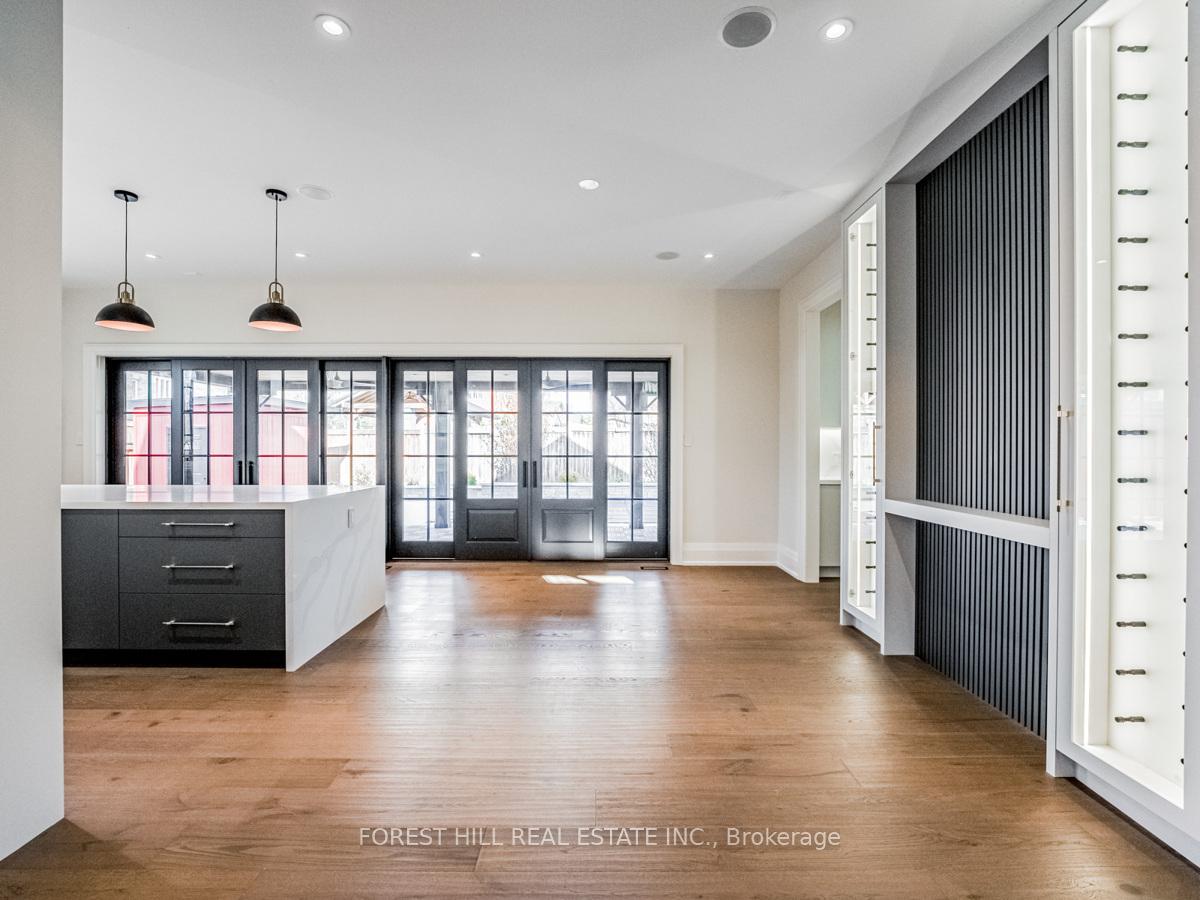 7089 Second Line W, Mississauga, ON L5W1A1 | 4 Bedroom 6 Bathroom Detached House | Image 10