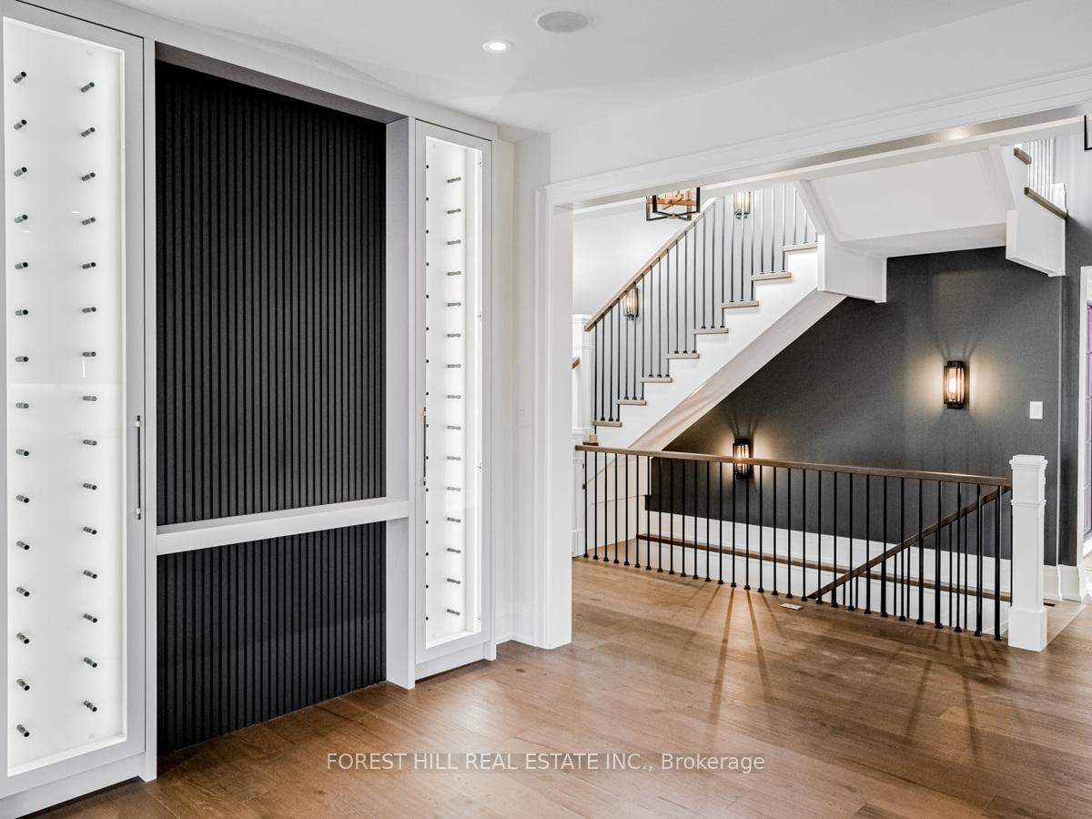 7089 Second Line W, Mississauga, ON L5W1A1 | 4 Bedroom 6 Bathroom Detached House | Image 11