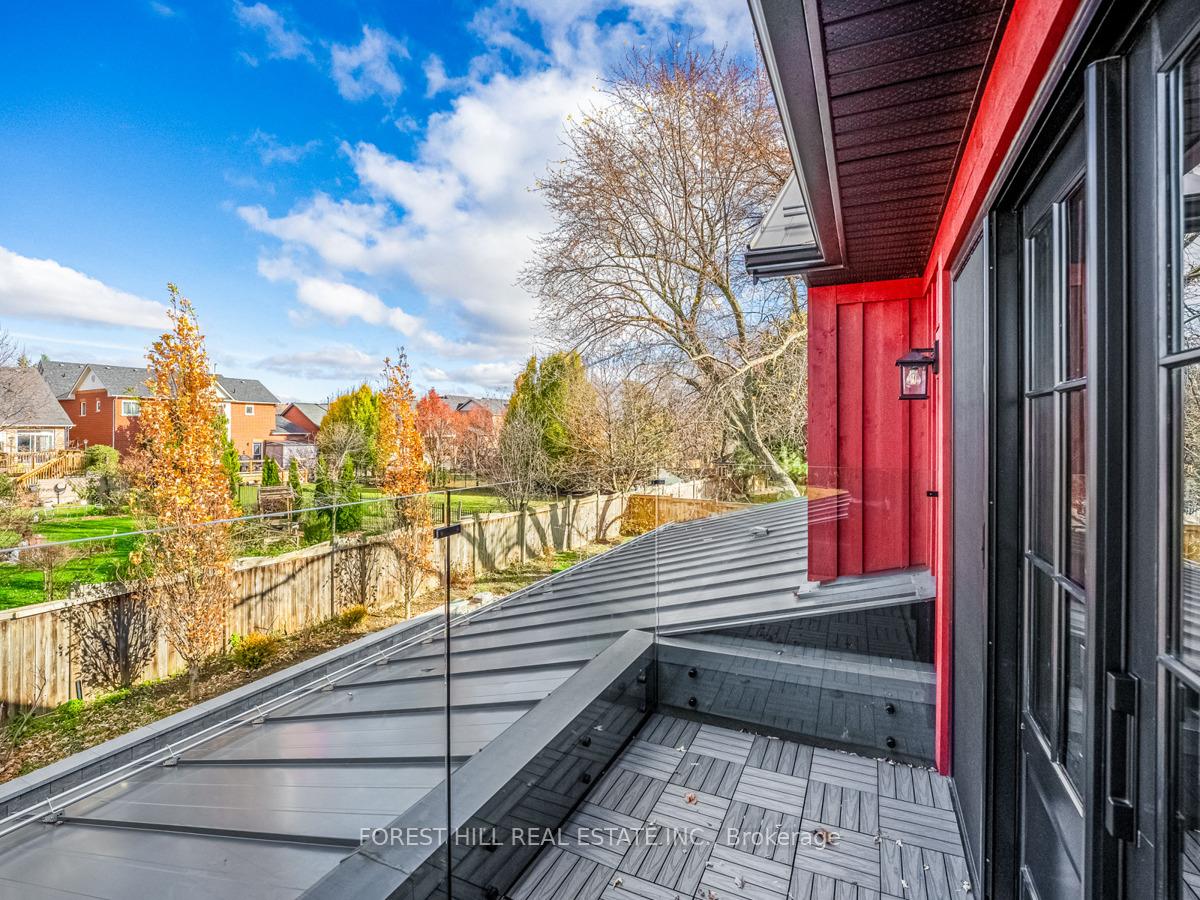 7089 Second Line W, Mississauga, ON L5W1A1 | 4 Bedroom 6 Bathroom Detached House | Image 21