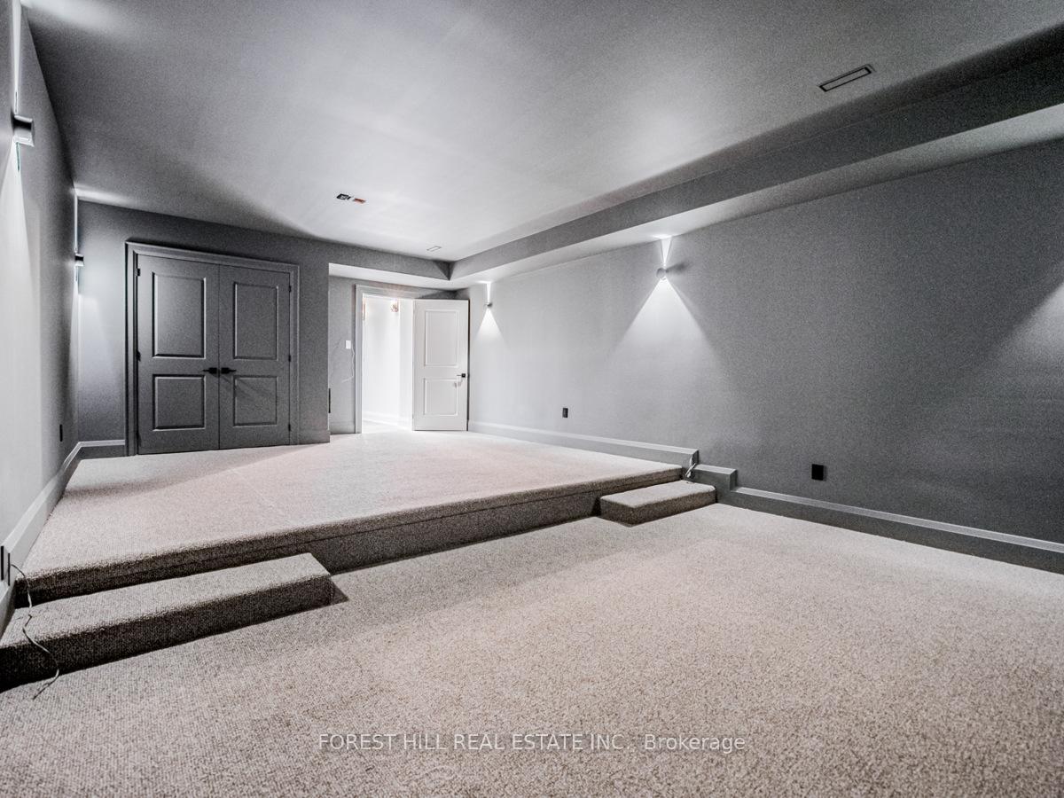 7089 Second Line W, Mississauga, ON L5W1A1 | 4 Bedroom 6 Bathroom Detached House | Image 33