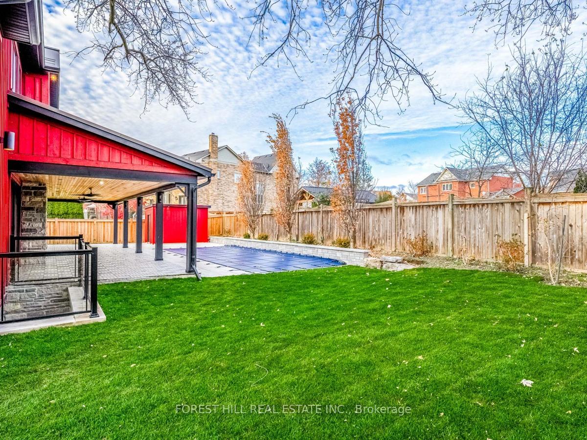 7089 Second Line W, Mississauga, ON L5W1A1 | 4 Bedroom 6 Bathroom Detached House | Image 37