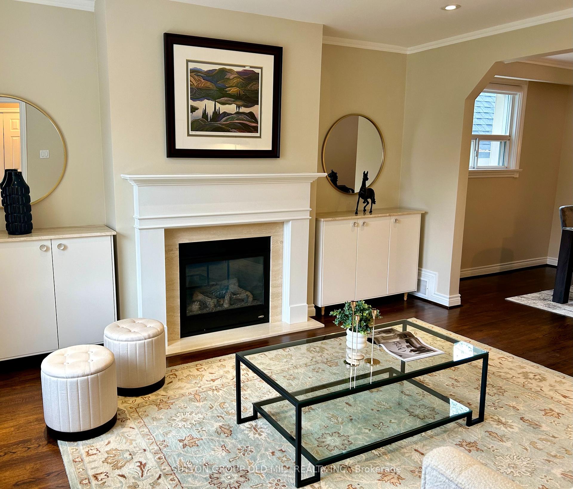 10 Lloyd Manor Rd, Toronto, ON M9B5H6 | 3 Bedroom 3 Bathroom Detached House | Image 8