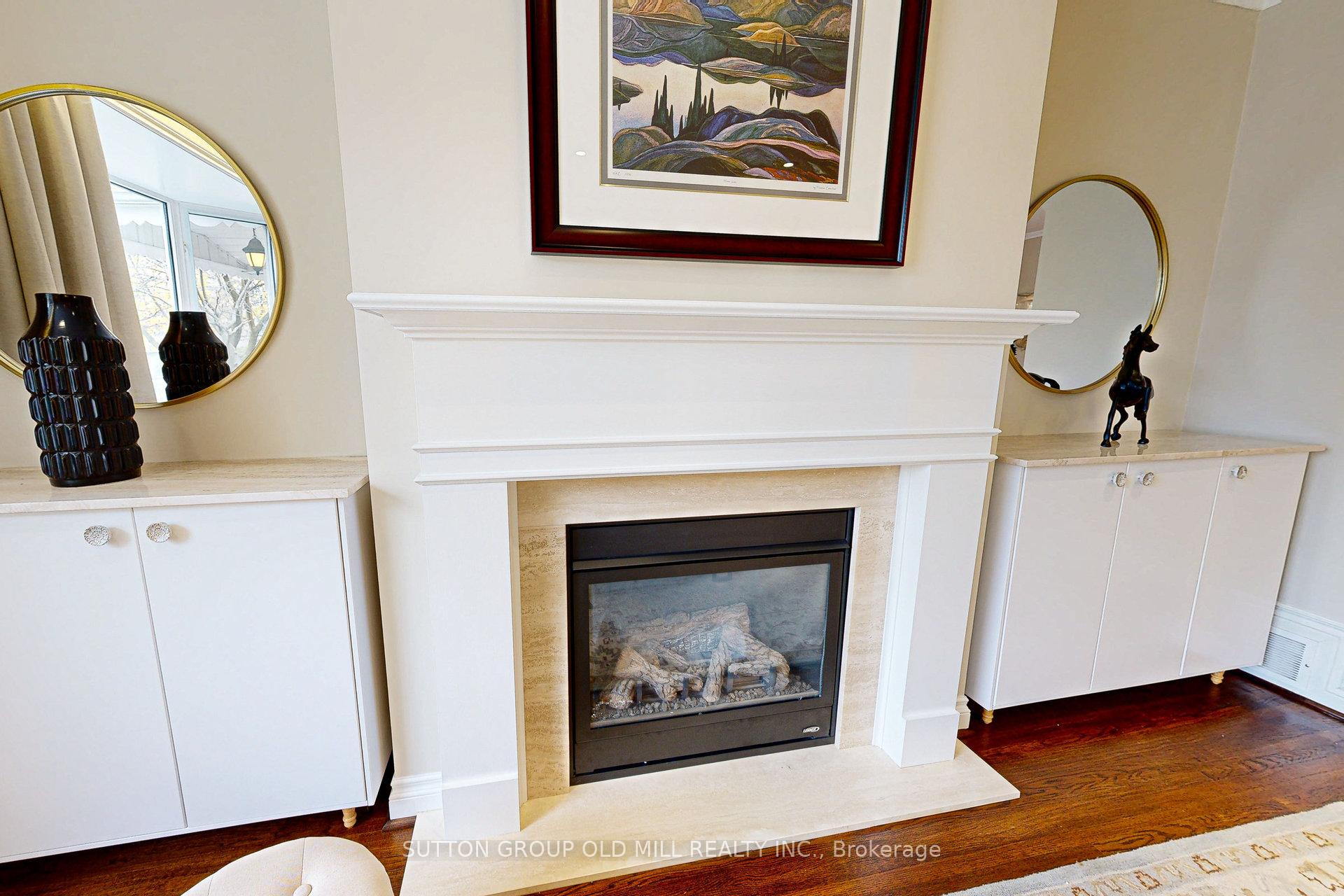 10 Lloyd Manor Rd, Toronto, ON M9B5H6 | 3 Bedroom 3 Bathroom Detached House | Image 9