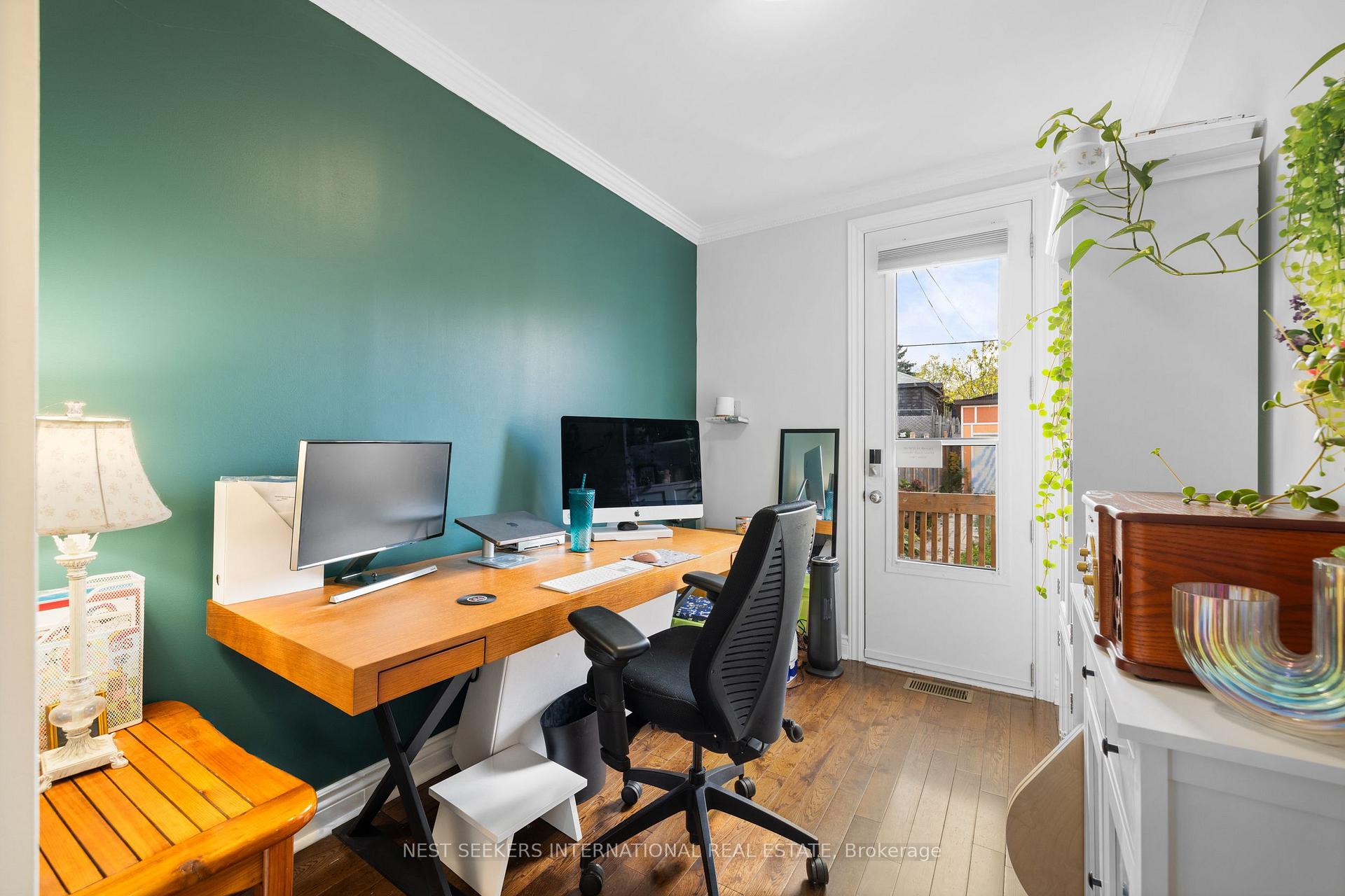 498 Caledonia Rd, Toronto, ON M6E4V2 | 2 Bedroom 2 Bathroom Detached House | Image 10