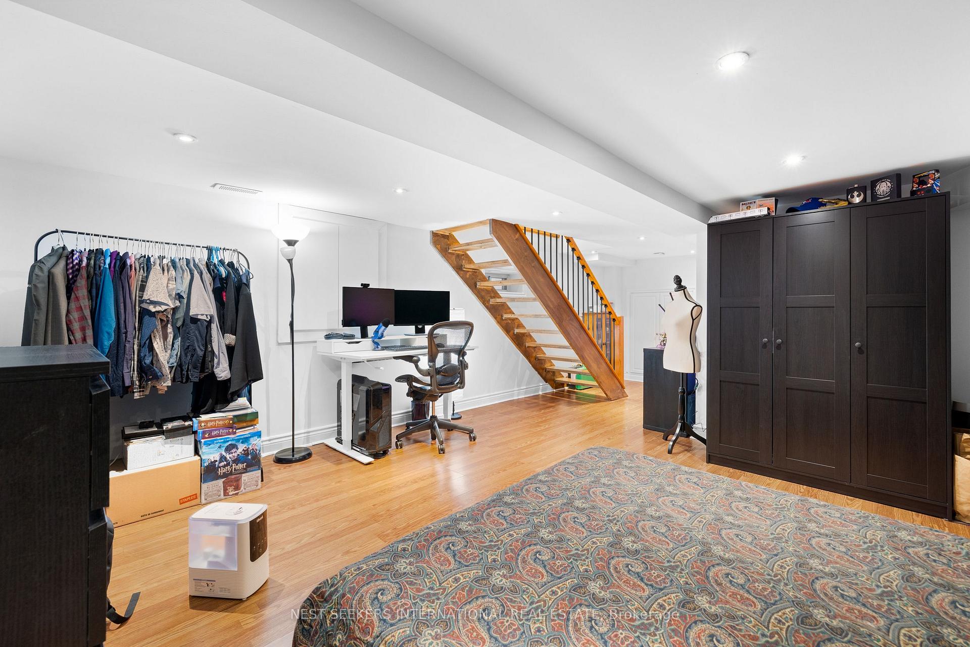 498 Caledonia Rd, Toronto, ON M6E4V2 | 2 Bedroom 2 Bathroom Detached House | Image 14