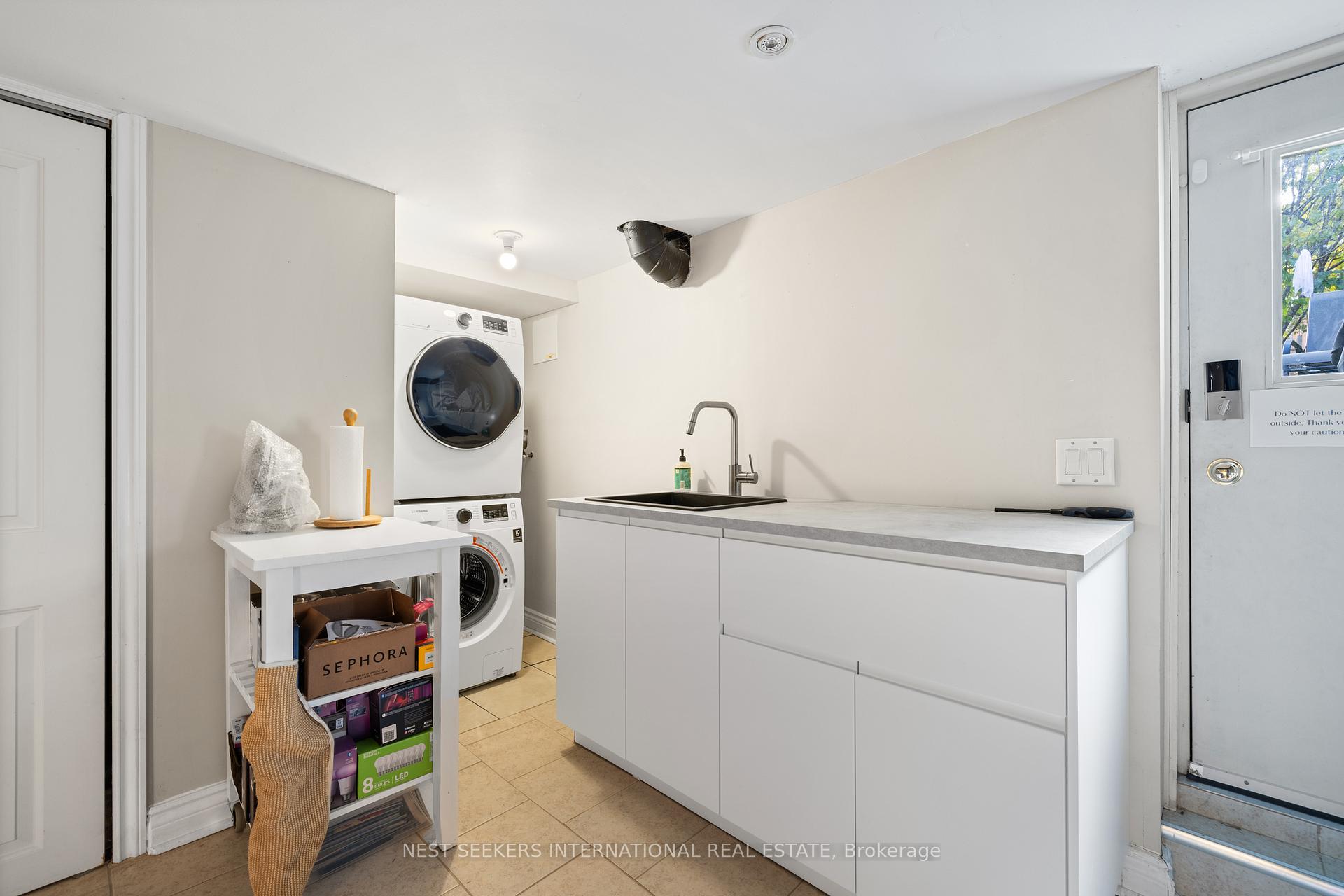 498 Caledonia Rd, Toronto, ON M6E4V2 | 2 Bedroom 2 Bathroom Detached House | Image 18