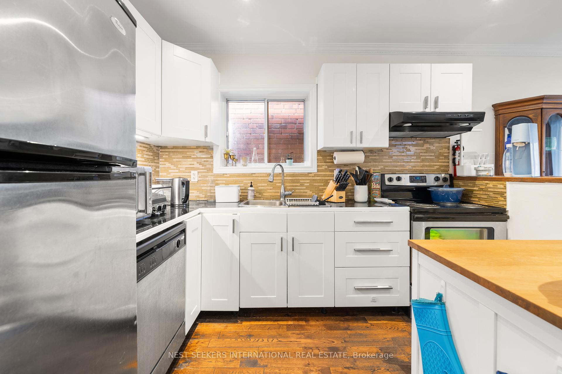 498 Caledonia Rd, Toronto, ON M6E4V2 | 2 Bedroom 2 Bathroom Detached House | Image 5