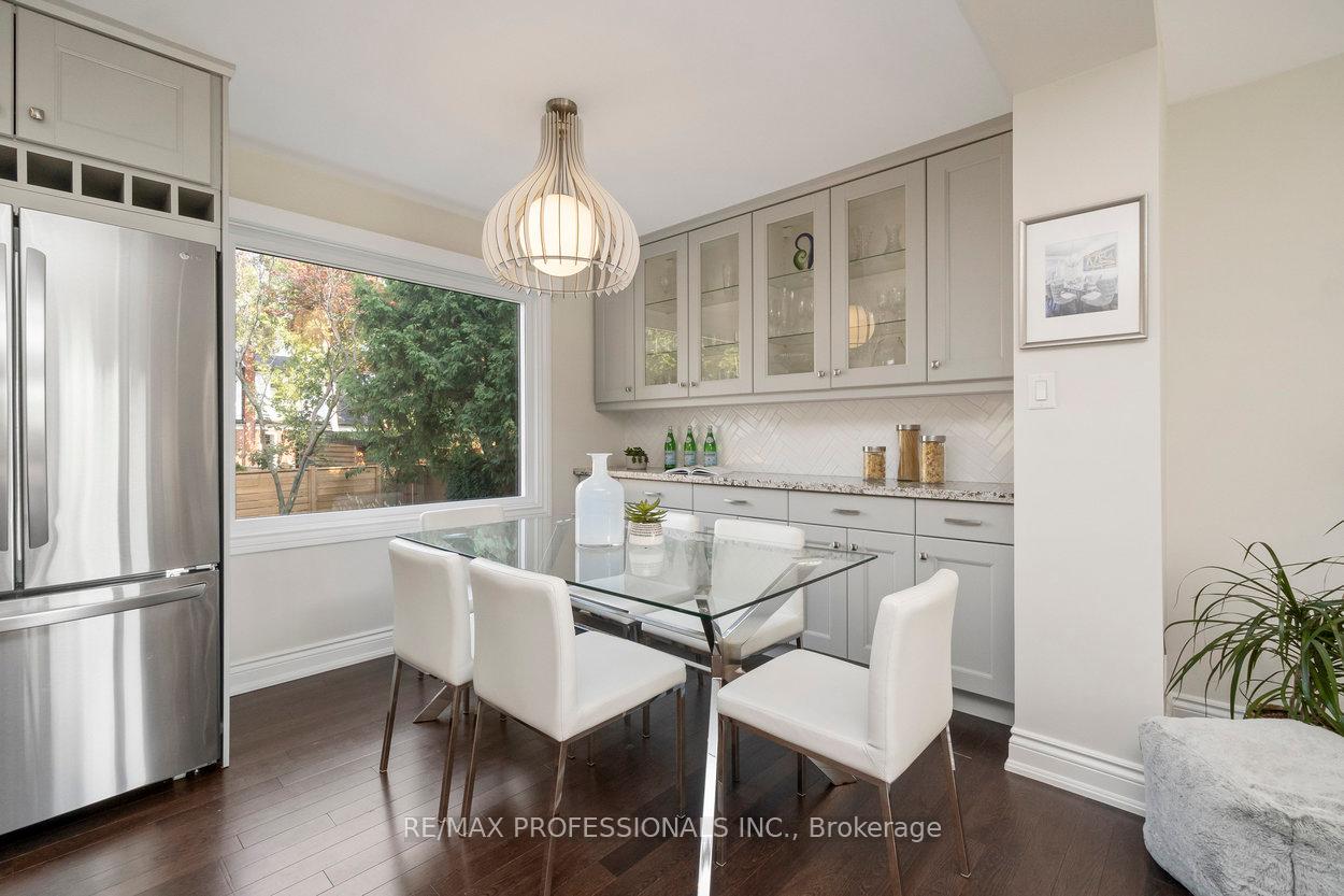 3 Lochway Crt, Toronto, ON M9B4G6 | 4 Bedroom 3 Bathroom Detached House | Image 14