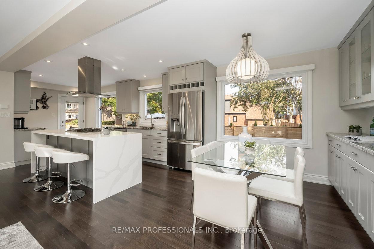 3 Lochway Crt, Toronto, ON M9B4G6 | 4 Bedroom 3 Bathroom Detached House | Image 15