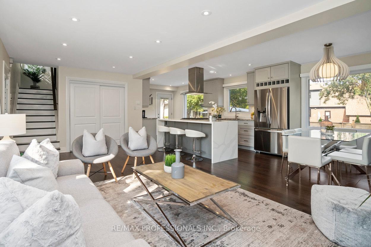 3 Lochway Crt, Toronto, ON M9B4G6 | 4 Bedroom 3 Bathroom Detached House | Image 17