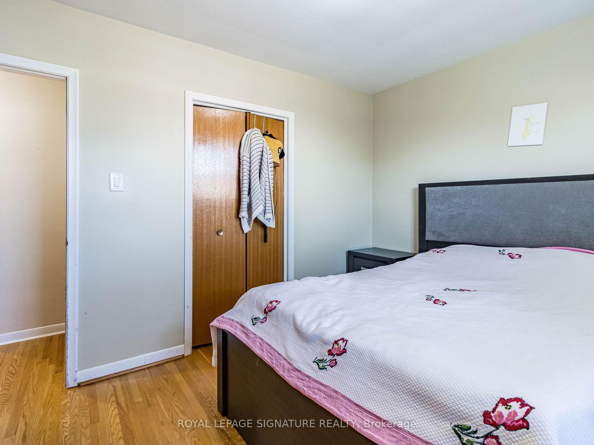 66 Arleta Ave, Toronto, ON M3L2E7 | 3 Bedroom 3 Bathroom Semi-Detached House | Image 14