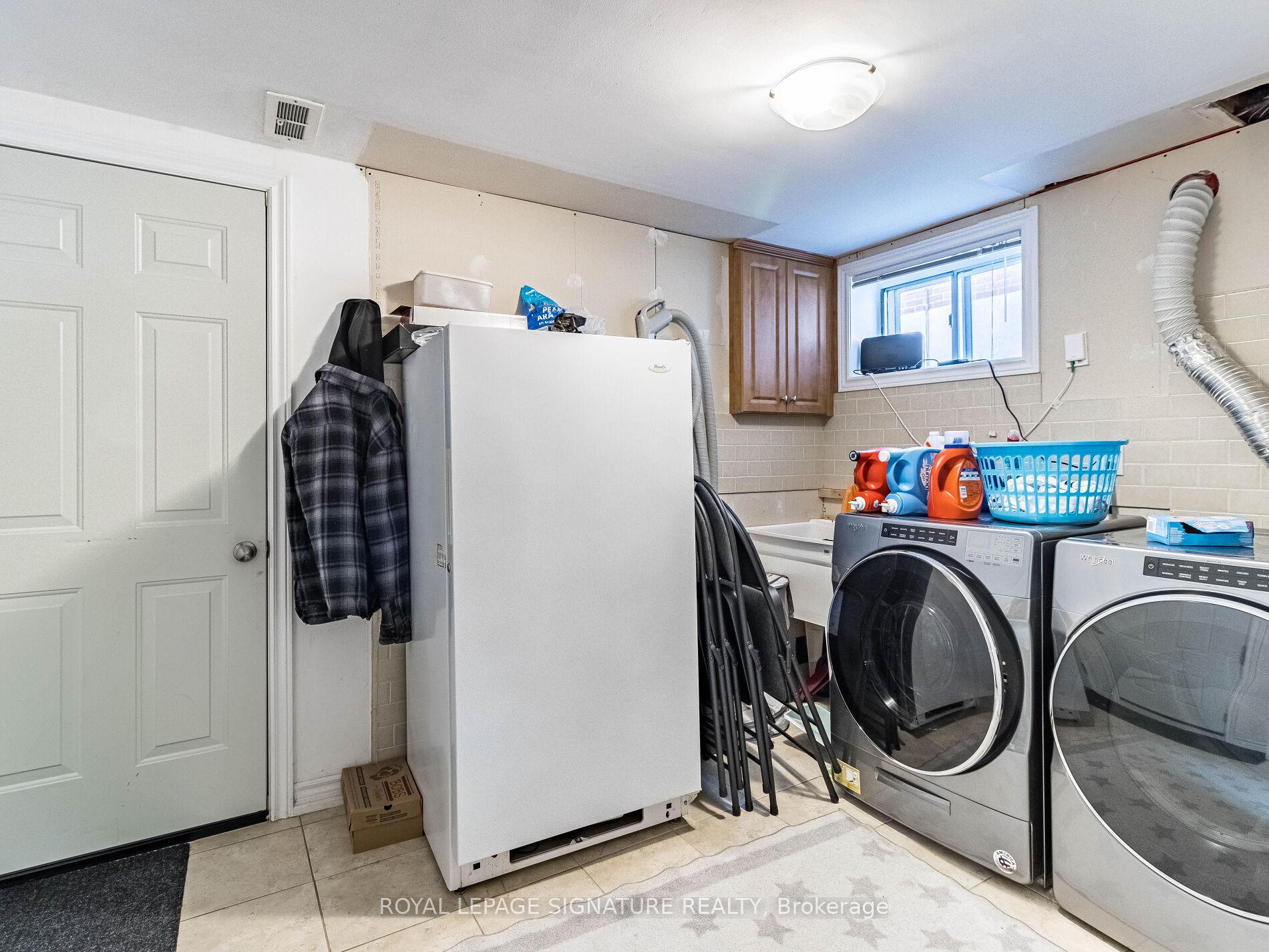 66 Arleta Ave, Toronto, ON M3L2E7 | 3 Bedroom 3 Bathroom Semi-Detached House | Image 24