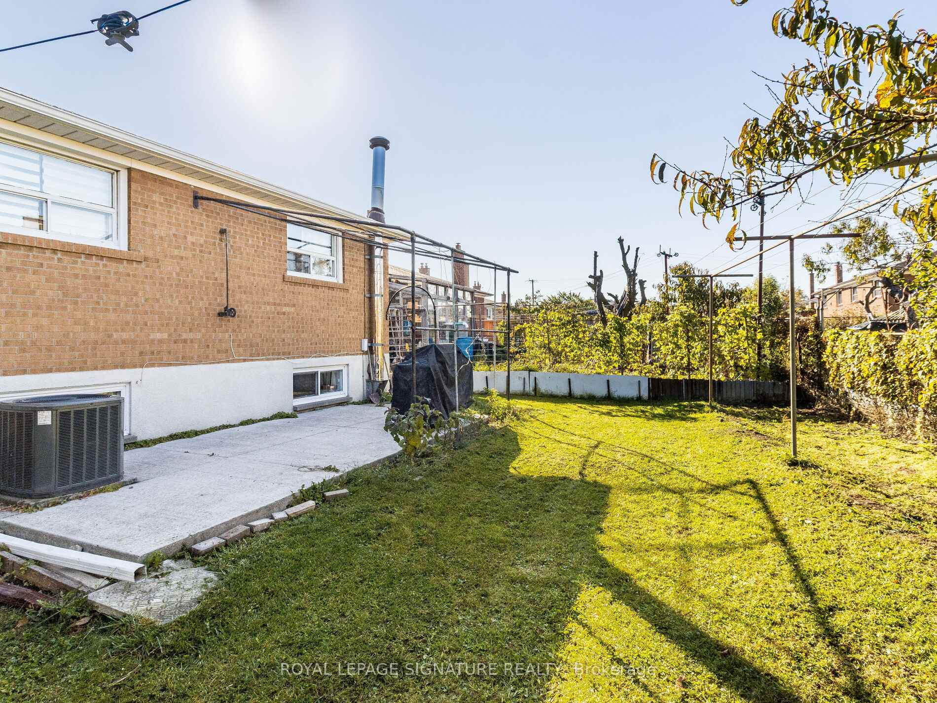 66 Arleta Ave, Toronto, ON M3L2E7 | 3 Bedroom 3 Bathroom Semi-Detached House | Image 35
