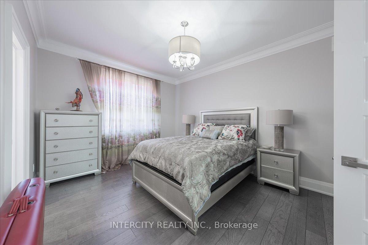 67 Mcadam Ave, Toronto, ON M6A1S6 | 4 Bedroom 6 Bathroom Detached House | Image 21