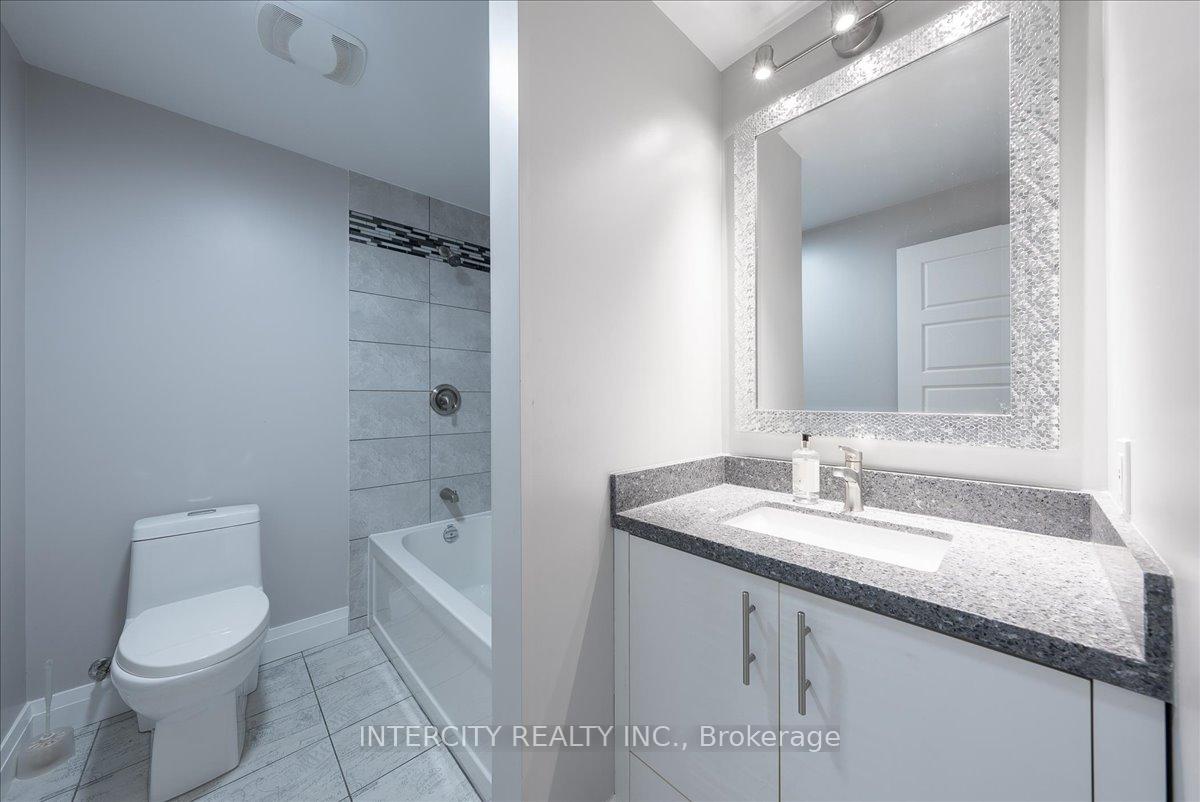 67 Mcadam Ave, Toronto, ON M6A1S6 | 4 Bedroom 6 Bathroom Detached House | Image 25