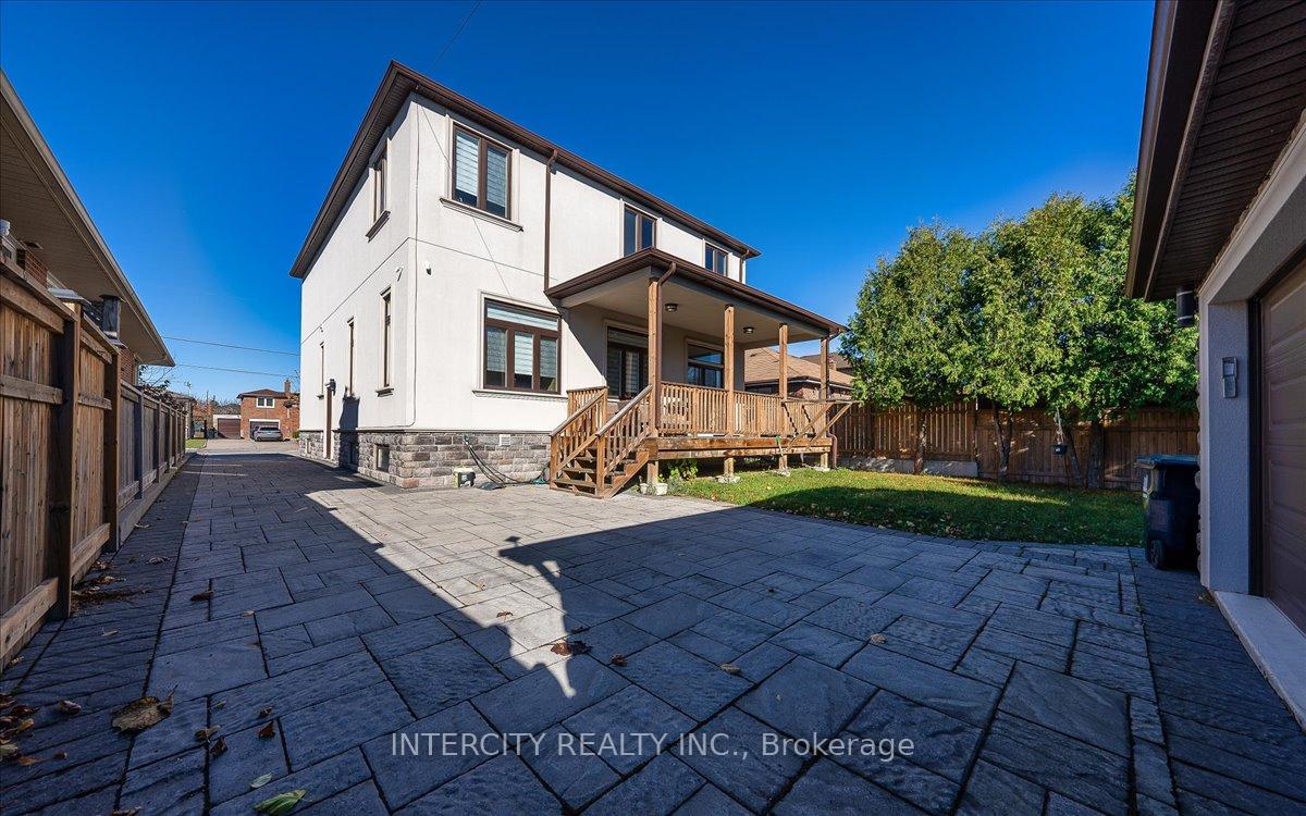 67 Mcadam Ave, Toronto, ON M6A1S6 | 4 Bedroom 6 Bathroom Detached House | Image 27