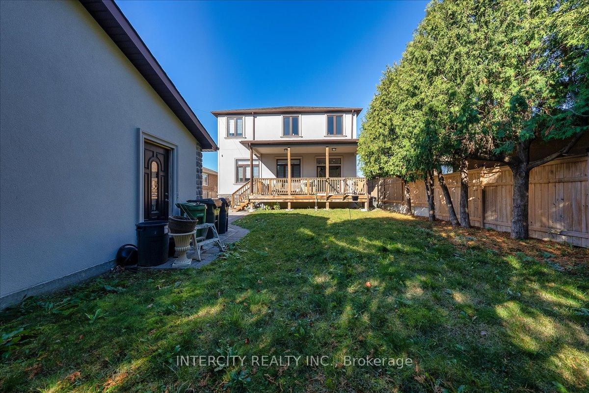 67 Mcadam Ave, Toronto, ON M6A1S6 | 4 Bedroom 6 Bathroom Detached House | Image 28