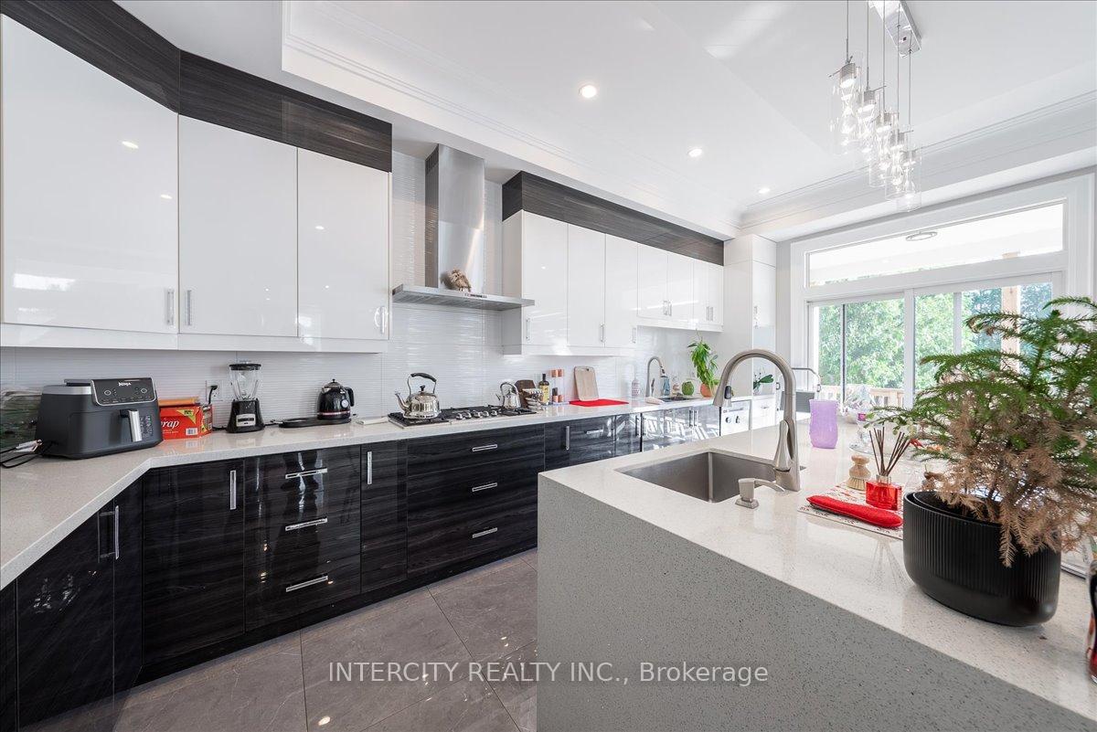 67 Mcadam Ave, Toronto, ON M6A1S6 | 4 Bedroom 6 Bathroom Detached House | Image 9