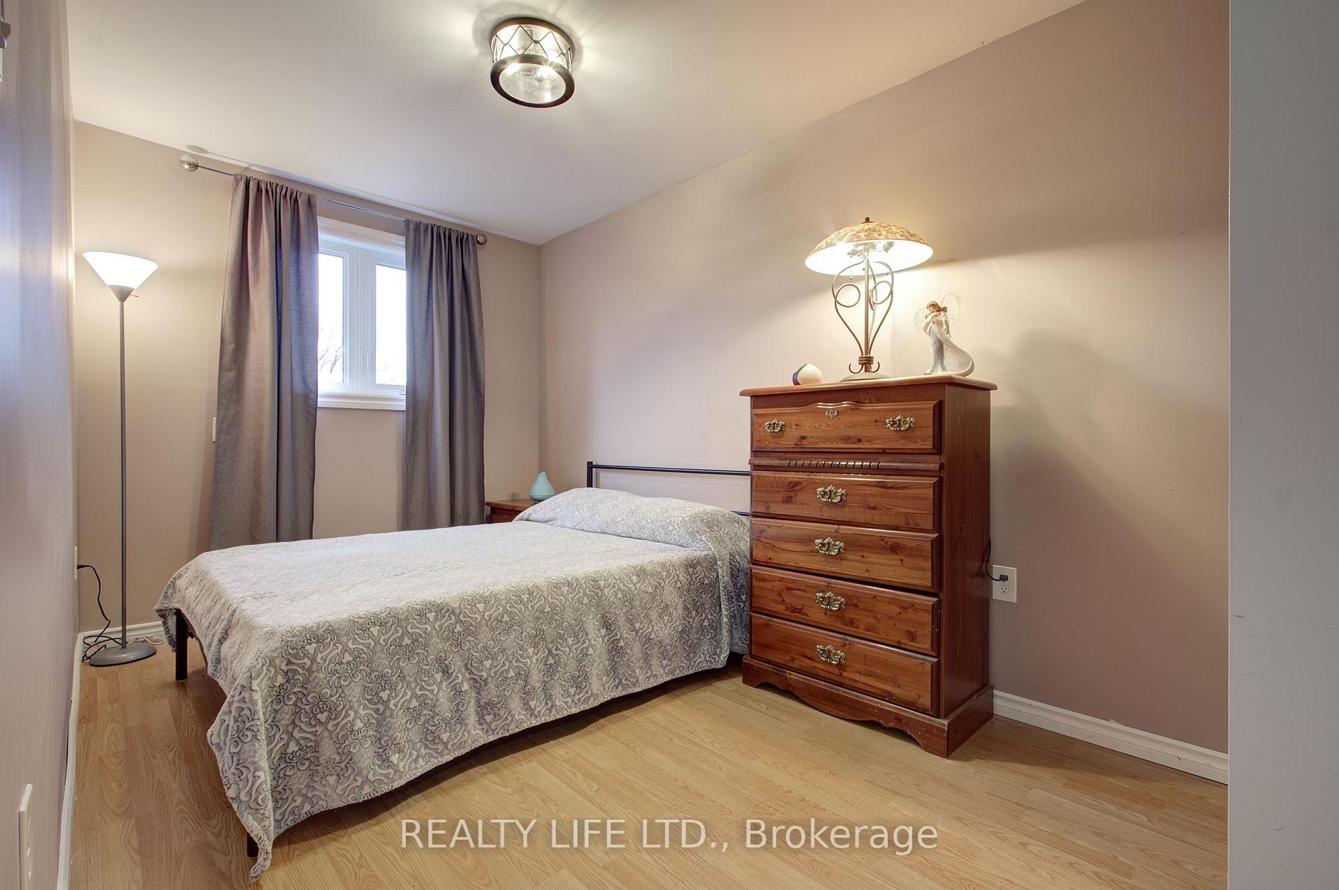 293 Melrose St, Toronto, ON M8Z1G7 | 3 Bedroom 2 Bathroom Detached House | Image 21