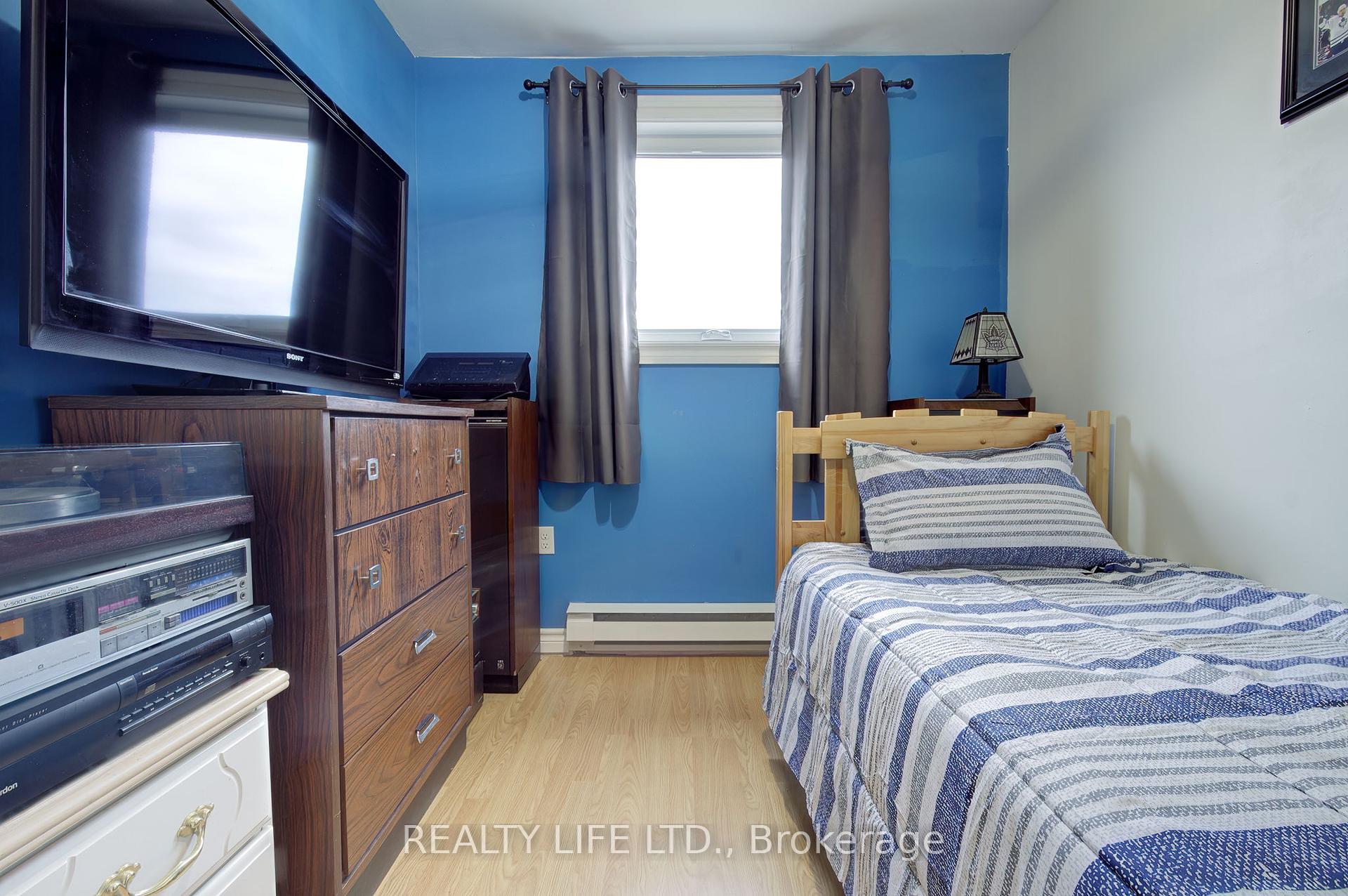 293 Melrose St, Toronto, ON M8Z1G7 | 3 Bedroom 2 Bathroom Detached House | Image 23