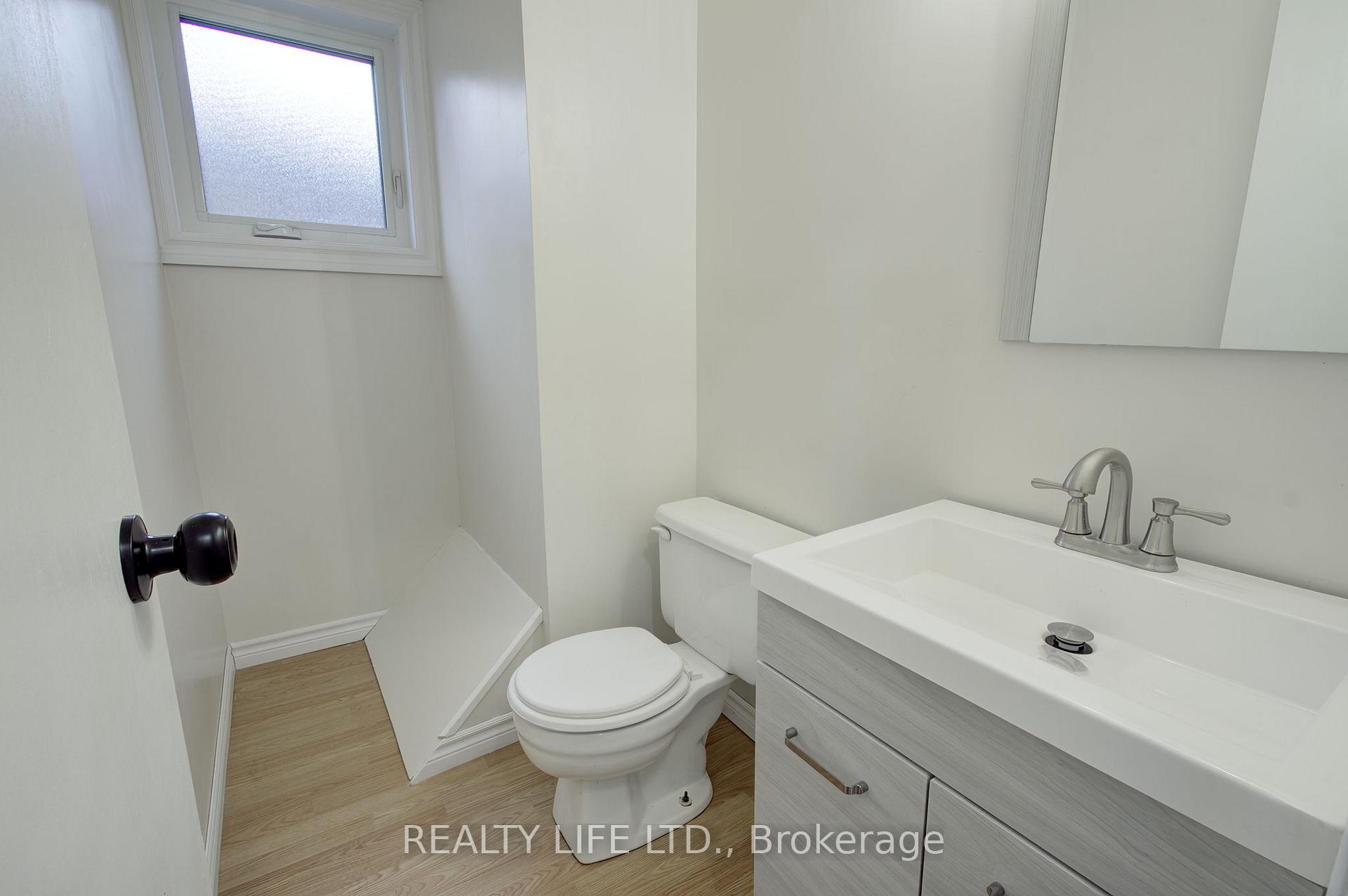 293 Melrose St, Toronto, ON M8Z1G7 | 3 Bedroom 2 Bathroom Detached House | Image 24