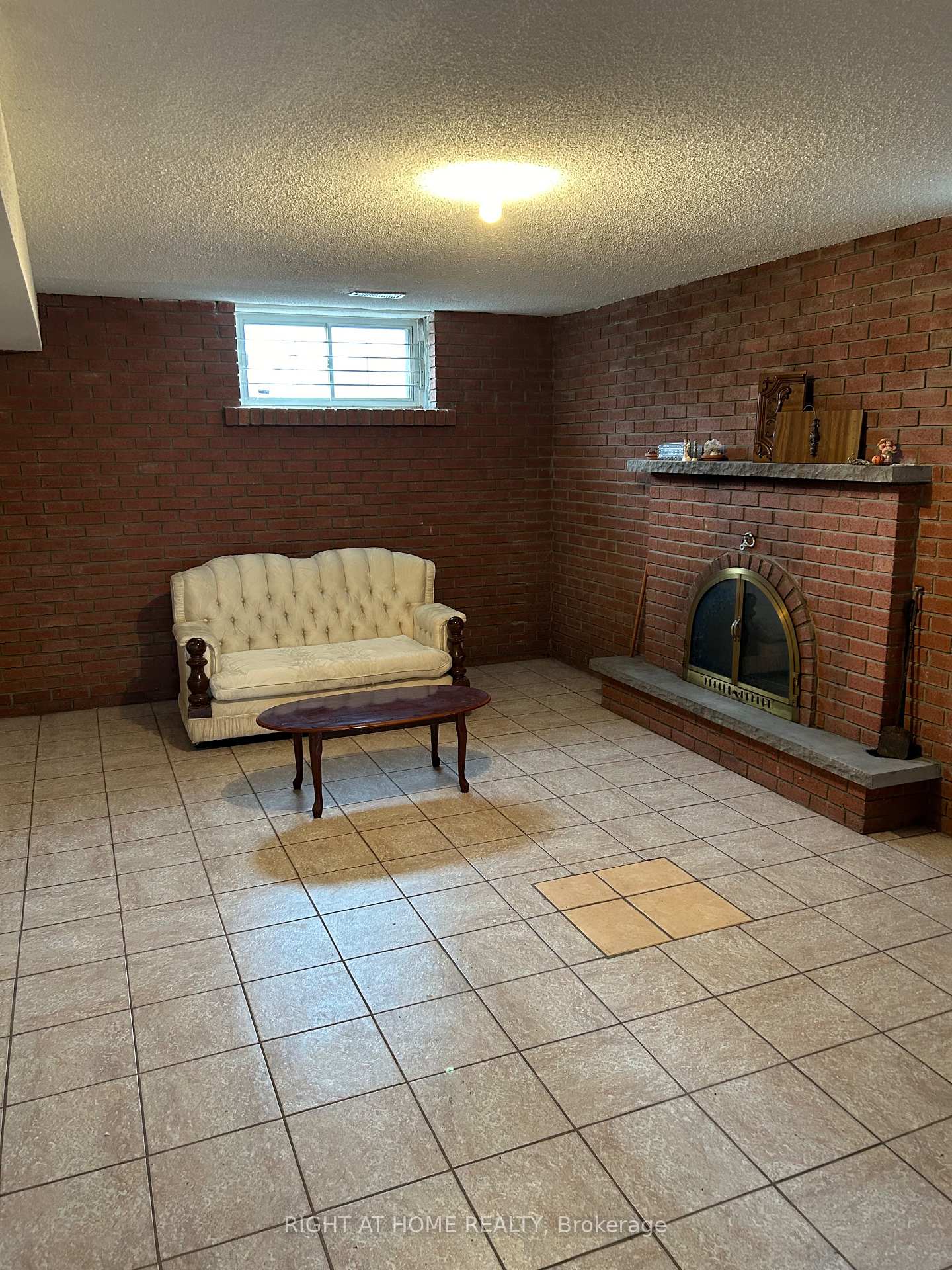 65 Primula Cres, Toronto, ON M9L1J9 | 3 Bedroom 2 Bathroom Semi-Detached House | Image 21