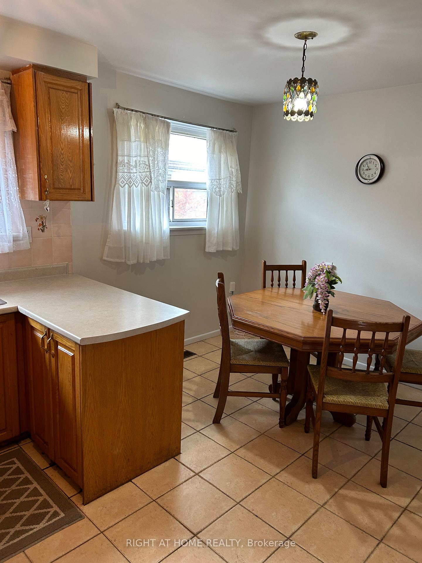 65 Primula Cres, Toronto, ON M9L1J9 | 3 Bedroom 2 Bathroom Semi-Detached House | Image 9