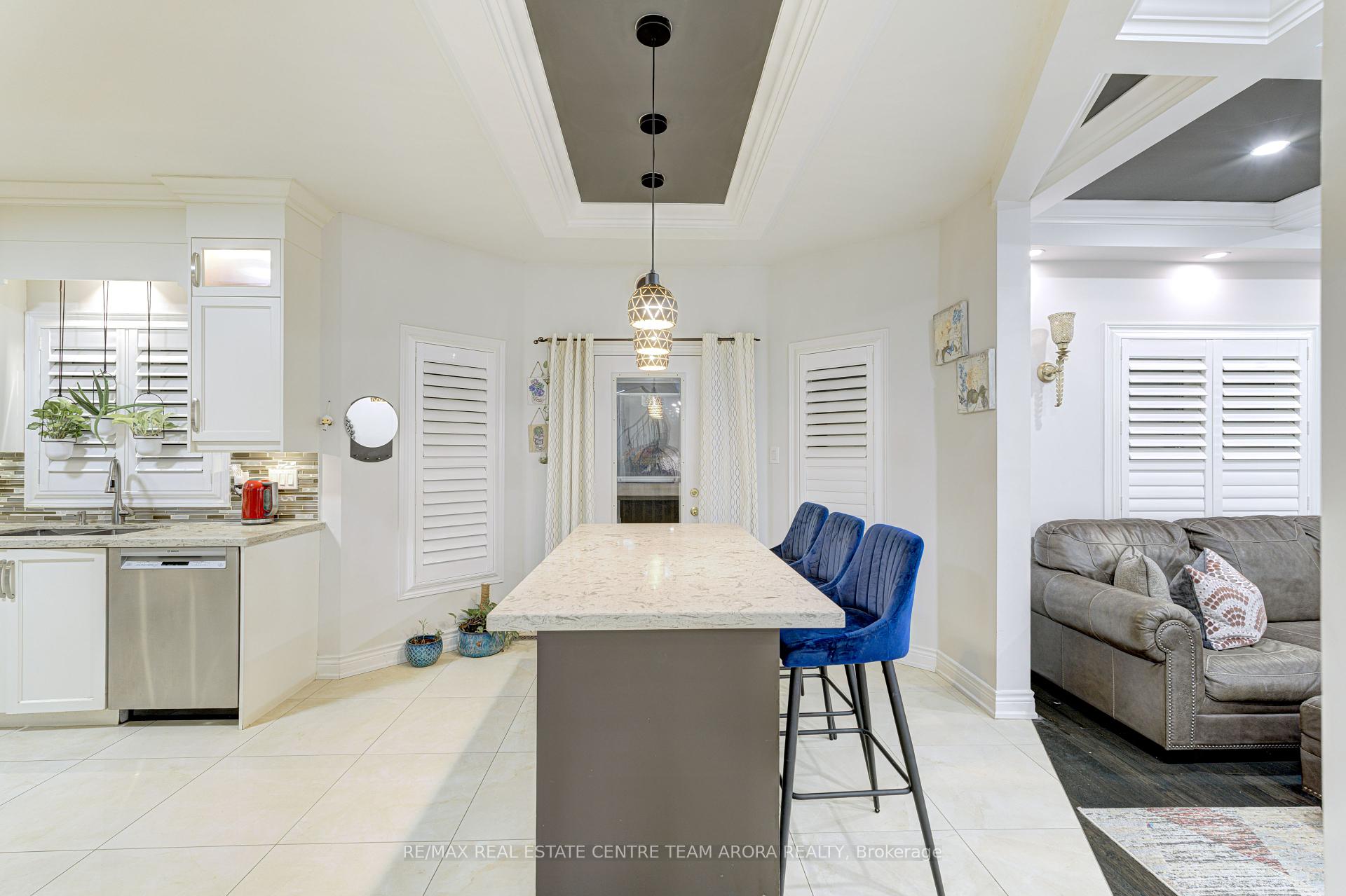 6937 Amour Terr, Mississauga, ON L5W1G5 | 4 Bedroom 4 Bathroom Detached House | Image 15