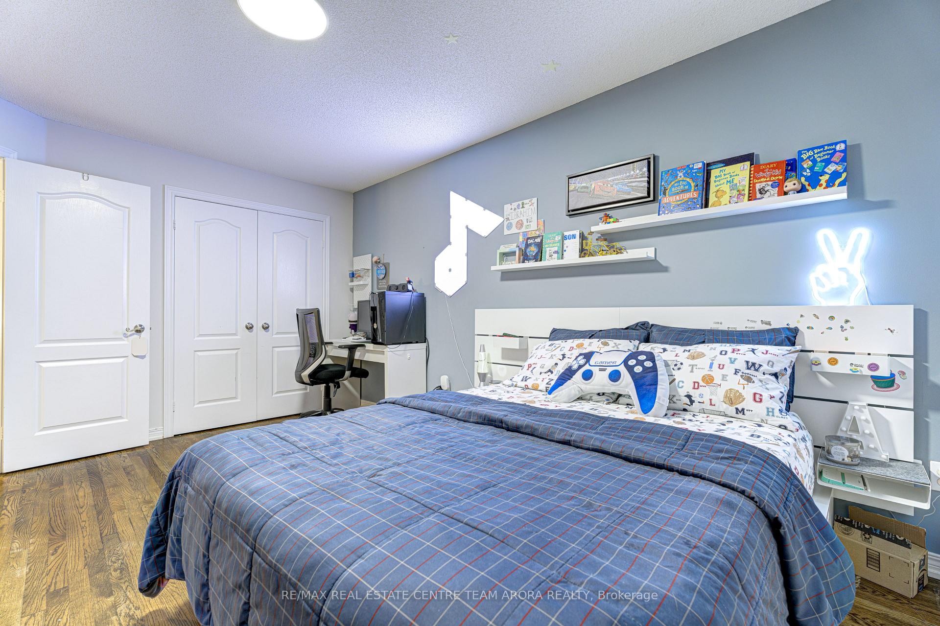 6937 Amour Terr, Mississauga, ON L5W1G5 | 4 Bedroom 4 Bathroom Detached House | Image 25